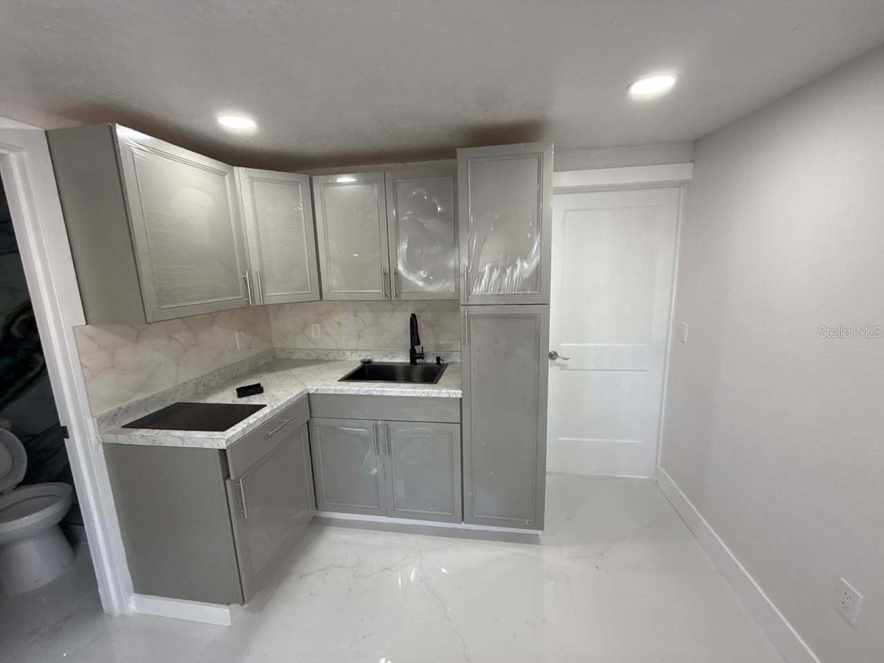 7211 N Himes Avenue Tampa FL 33614 TB8502512 image25