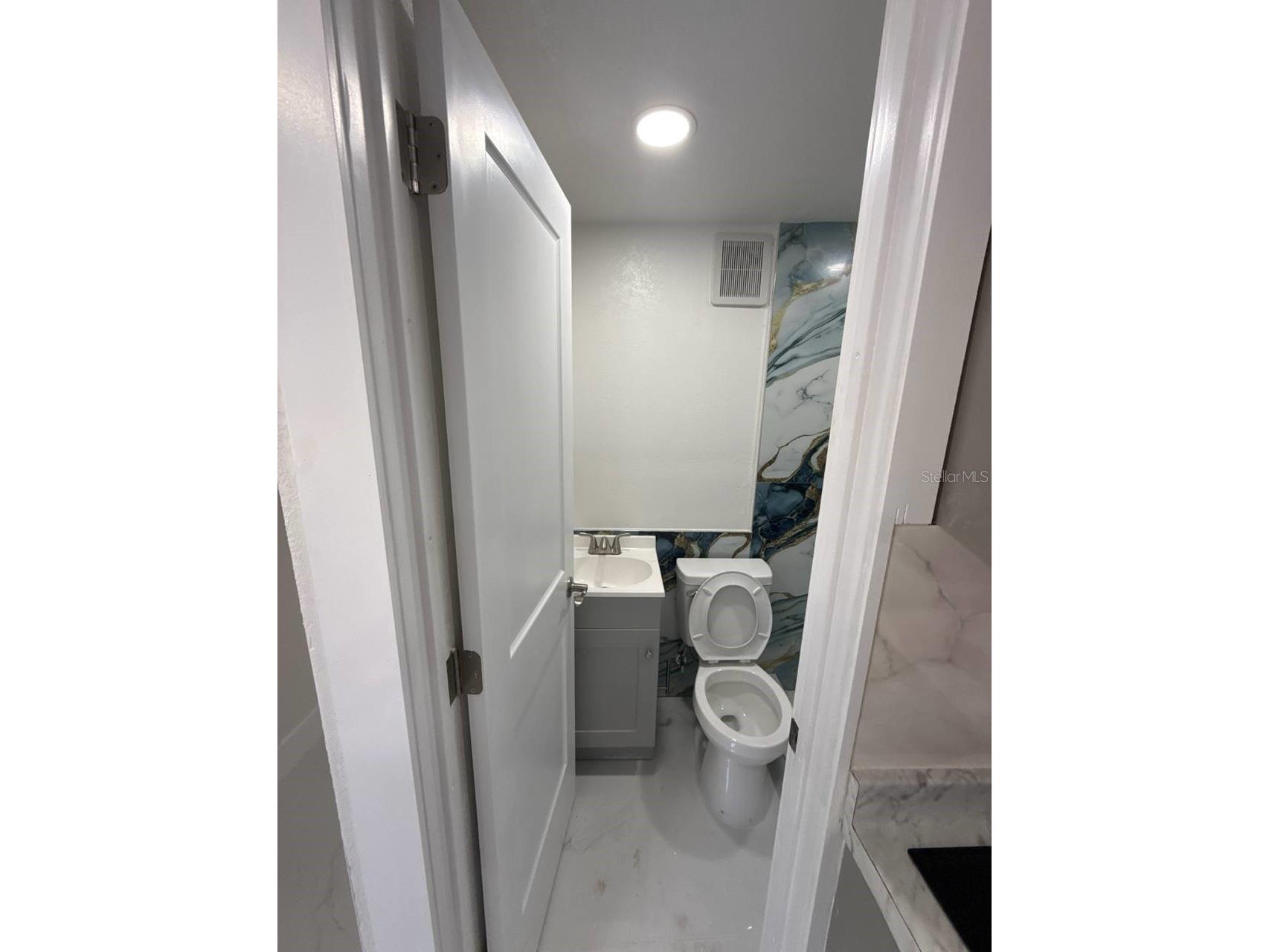 7211 N Himes Avenue Tampa FL 33614 TB8502512 image28