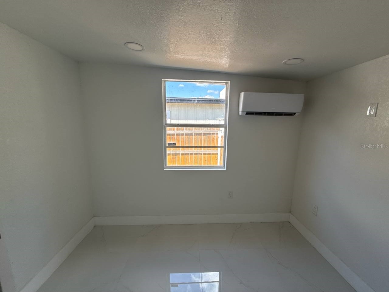 7211 N Himes Avenue Tampa FL 33614 TB8502512 image37