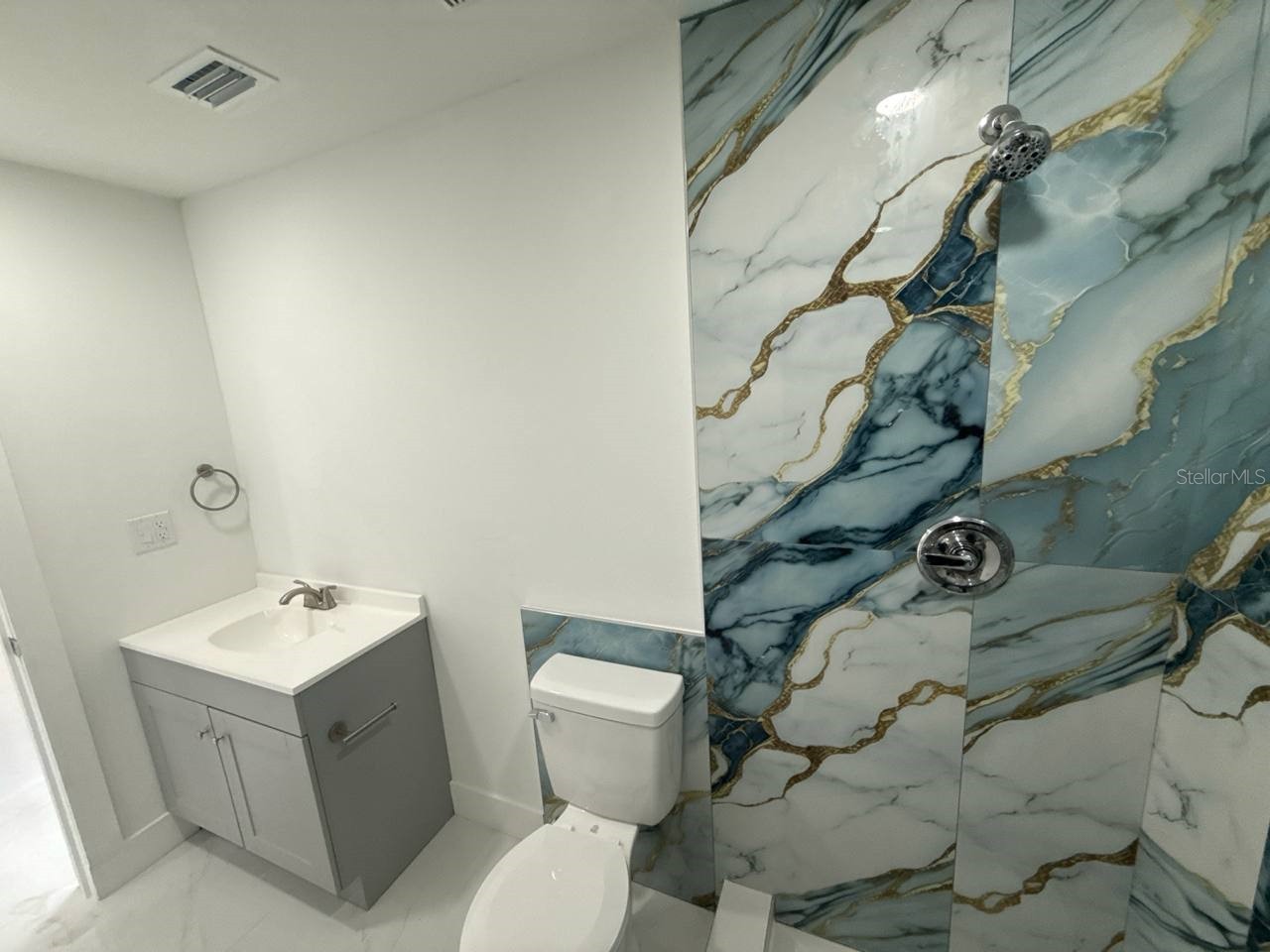 7211 N Himes Avenue Tampa FL 33614 TB8502512 image55