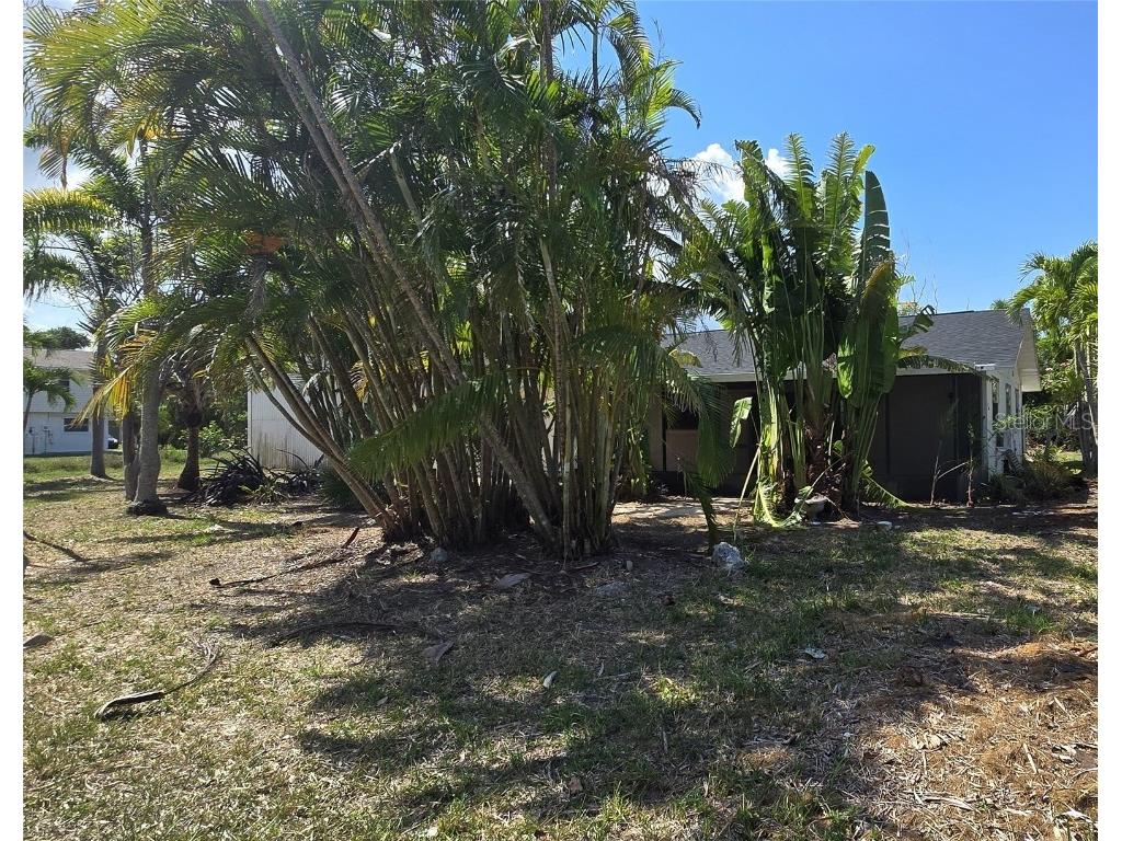 7211 Orange Avenue Bokeelia FL 33922 C7510497 image1