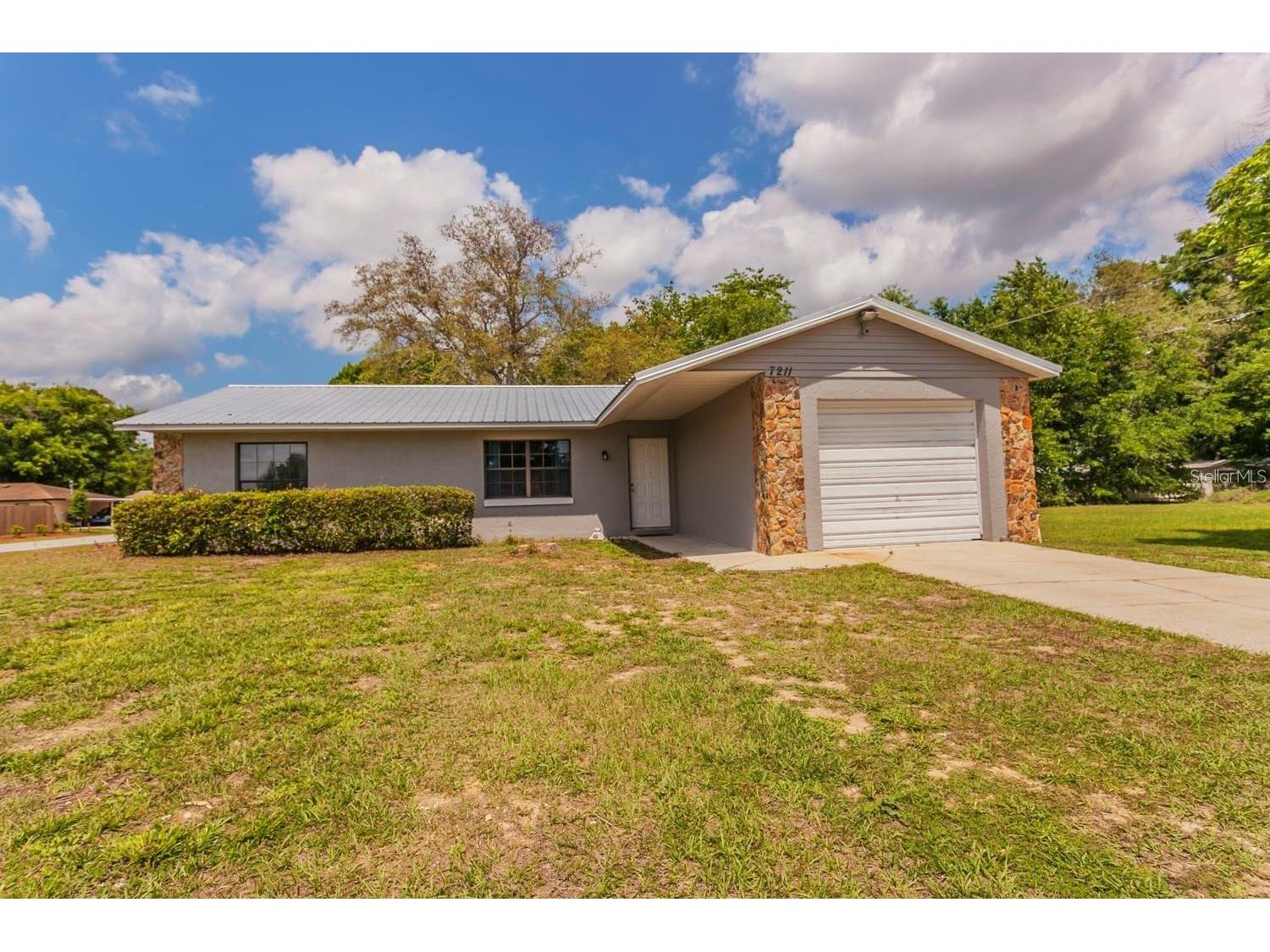 7211 SE 120th Street Belleview FL 34420 G5109217 image1
