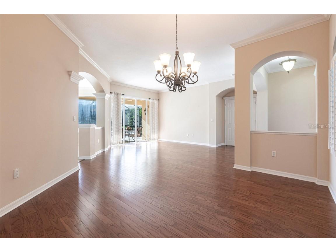 7211 Treymore Court Sarasota FL 34243 A4660006 image10