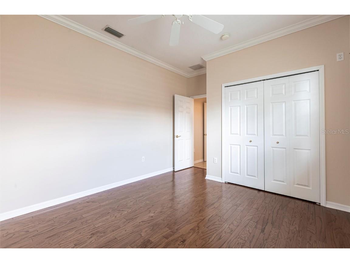 7211 Treymore Court Sarasota FL 34243 A4660006 image40