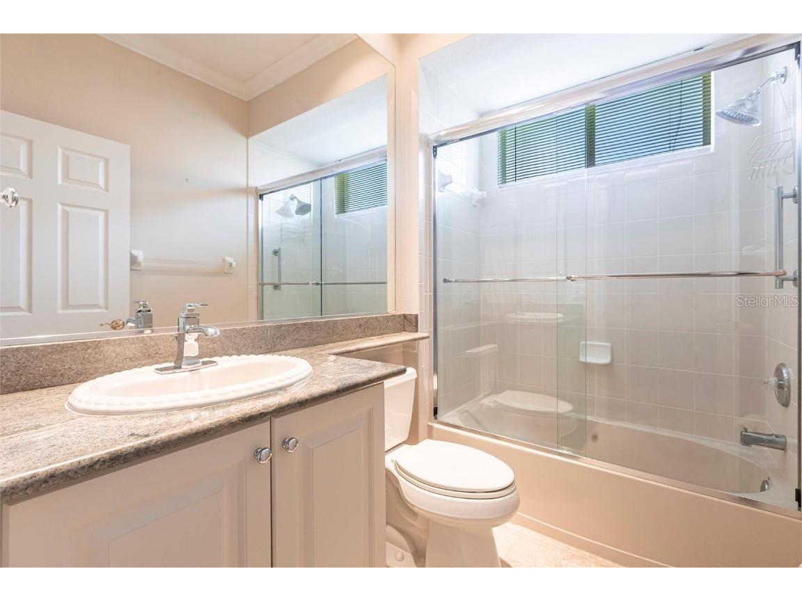 7211 Treymore Court Sarasota FL 34243 A4660006 image41