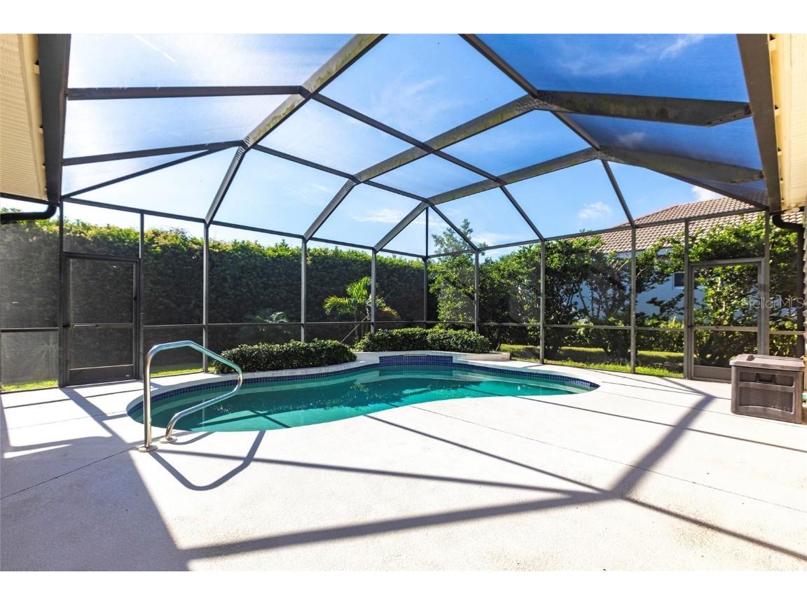 7211 Treymore Court Sarasota FL 34243 A4660006 image49