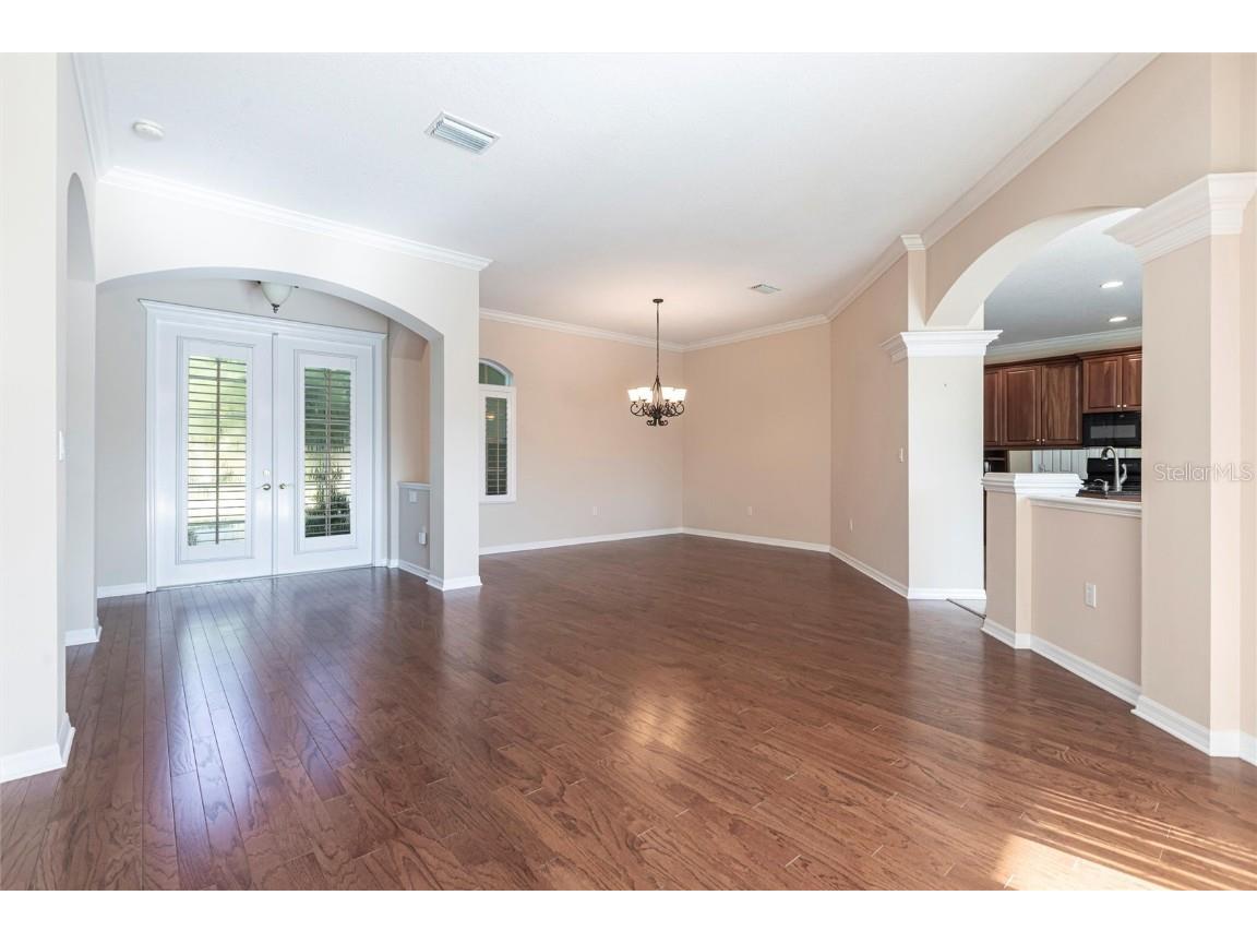 7211 Treymore Court Sarasota FL 34243 A4660006 image8