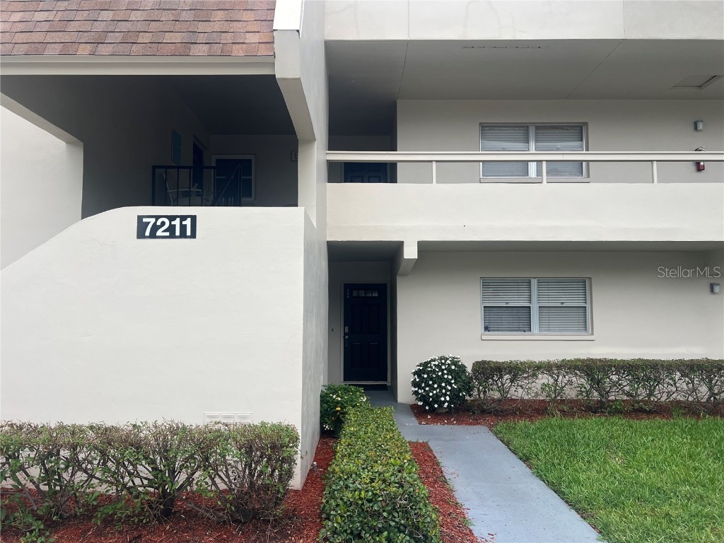 7211 W Country Club Drive N #135 Sarasota FL 34243 A4639688 image1
