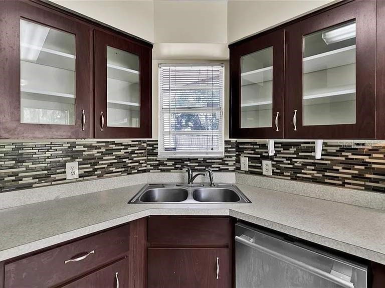 7212 Alston Court Orlando FL 32835 O6390753 image4