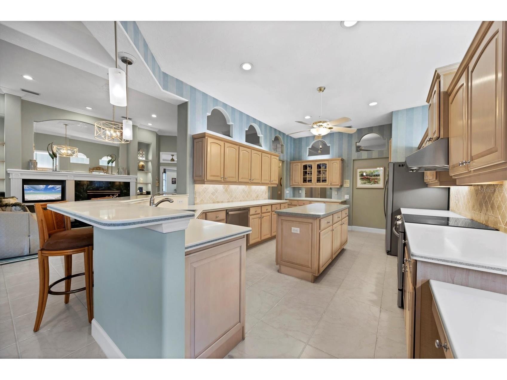 7212 Saint Georges Way University Park FL 34201 A4679085 image15