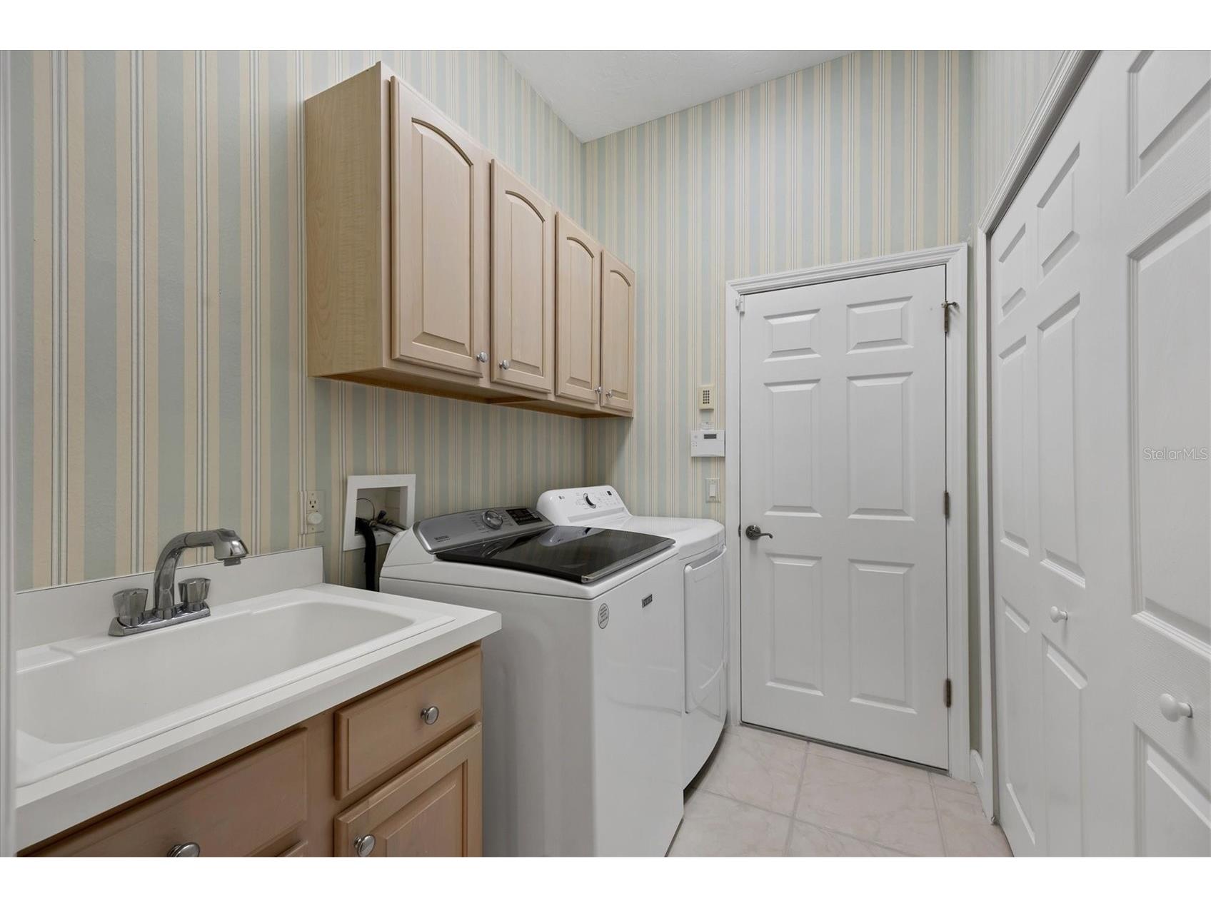 7212 Saint Georges Way University Park FL 34201 A4679085 image26
