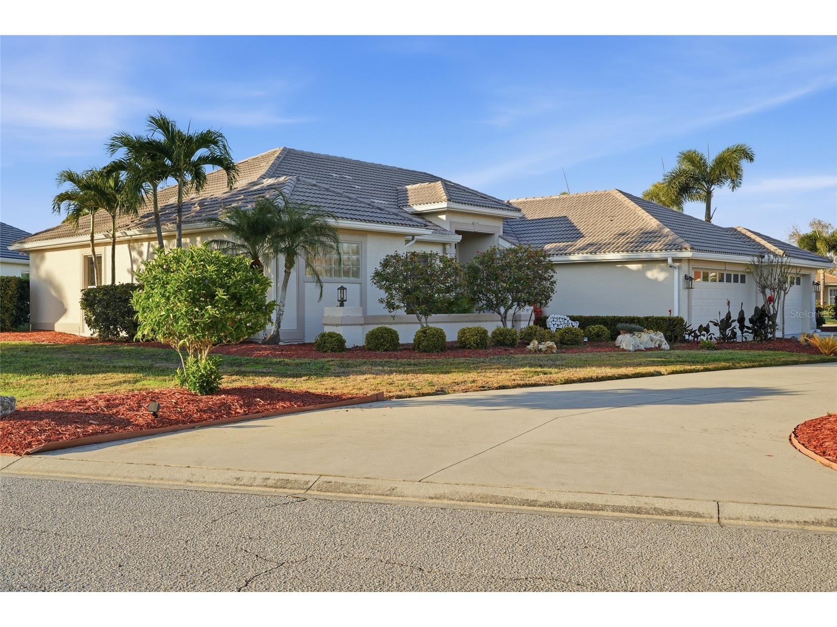 7212 Spur Court Sarasota FL 34243 TB8471095 image2