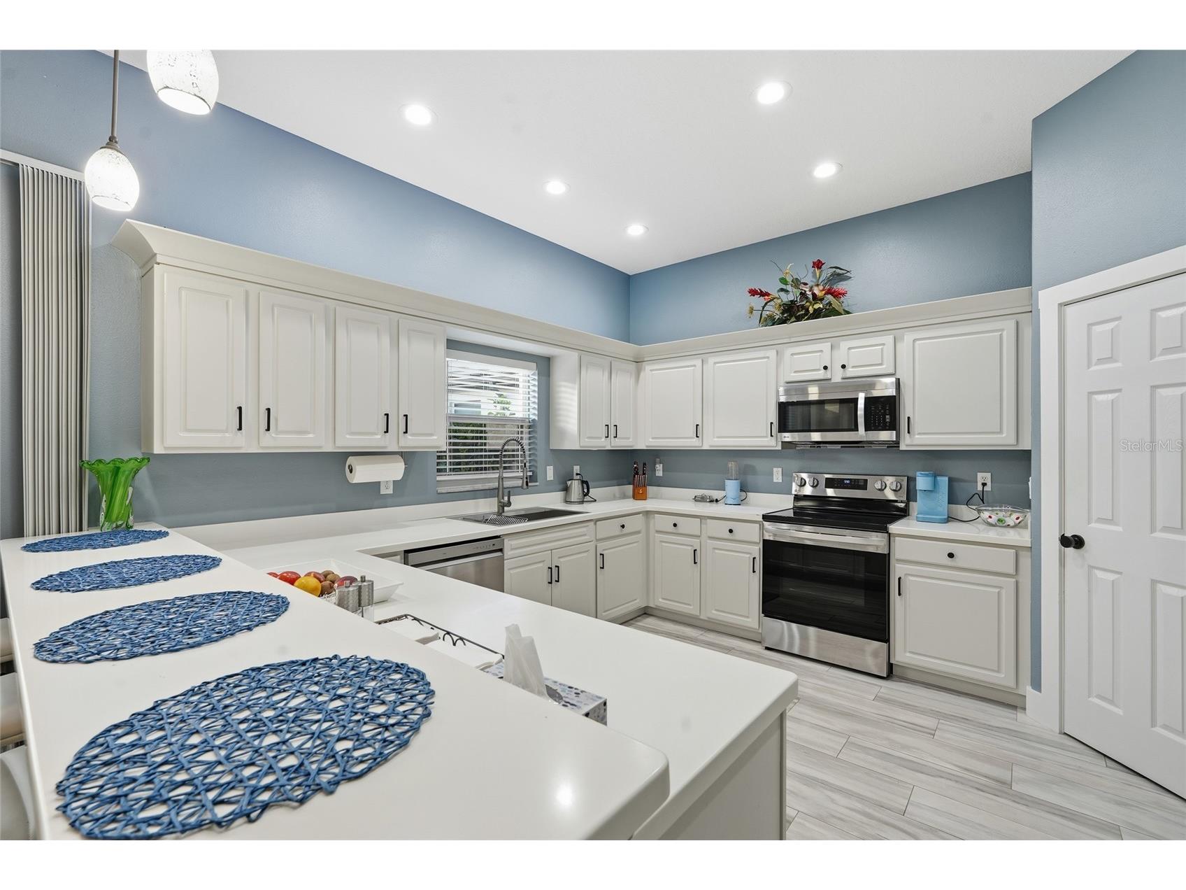 7212 Spur Court Sarasota FL 34243 TB8471095 image20