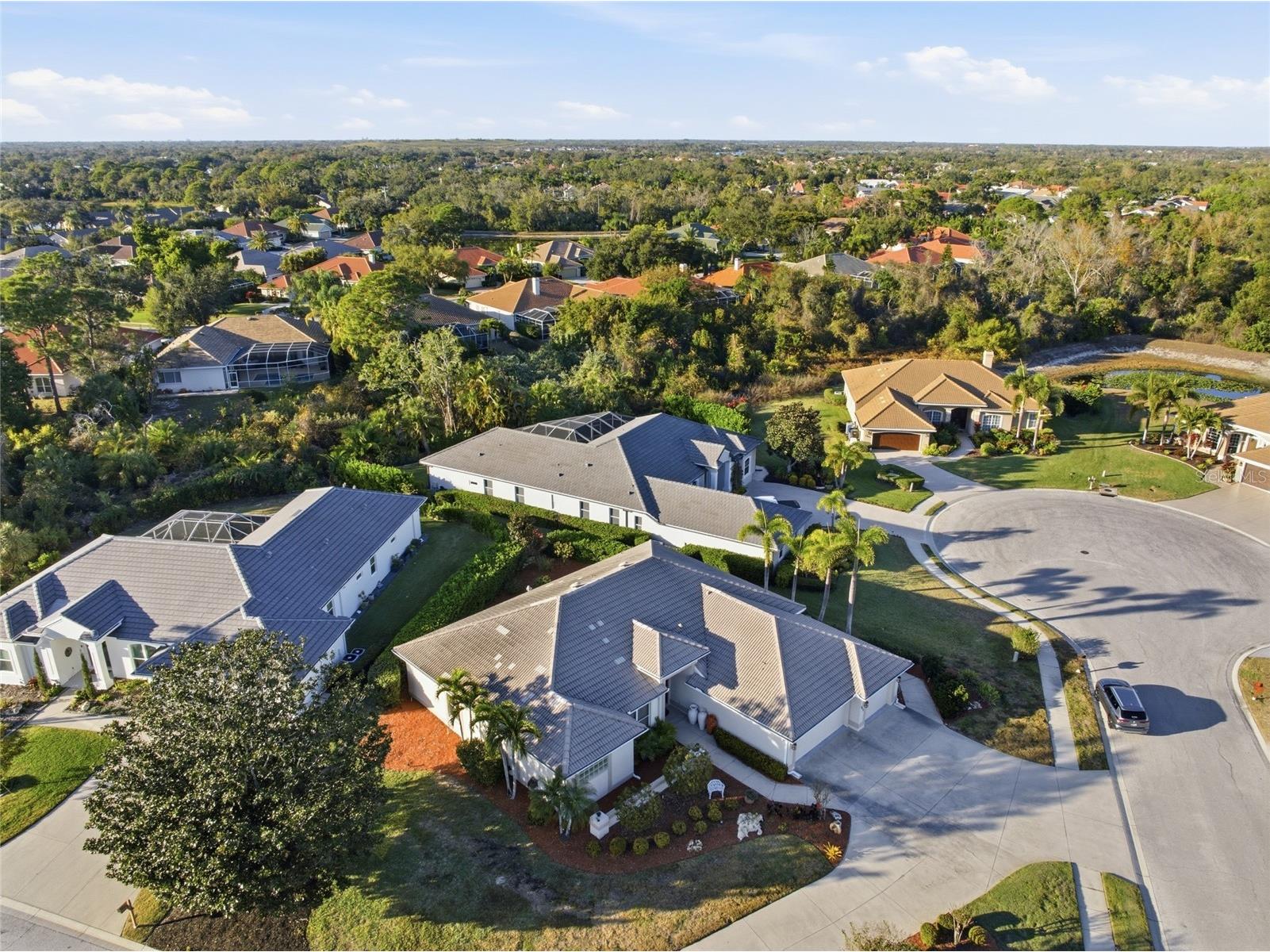 7212 Spur Court Sarasota FL 34243 TB8471095 image50