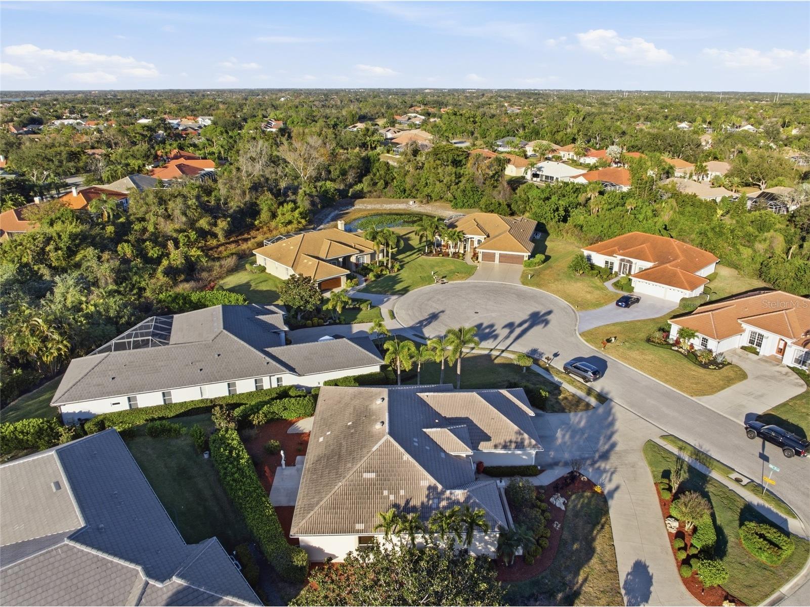 7212 Spur Court Sarasota FL 34243 TB8471095 image51