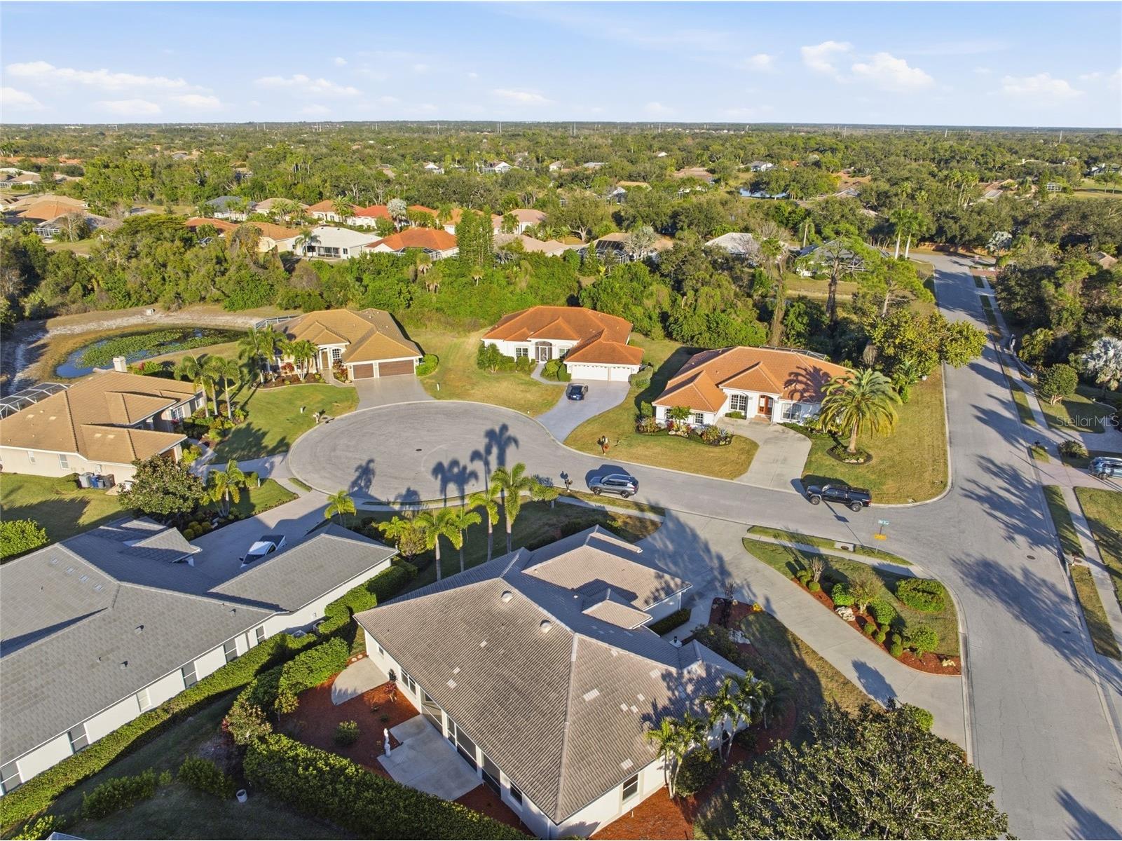 7212 Spur Court Sarasota FL 34243 TB8471095 image52