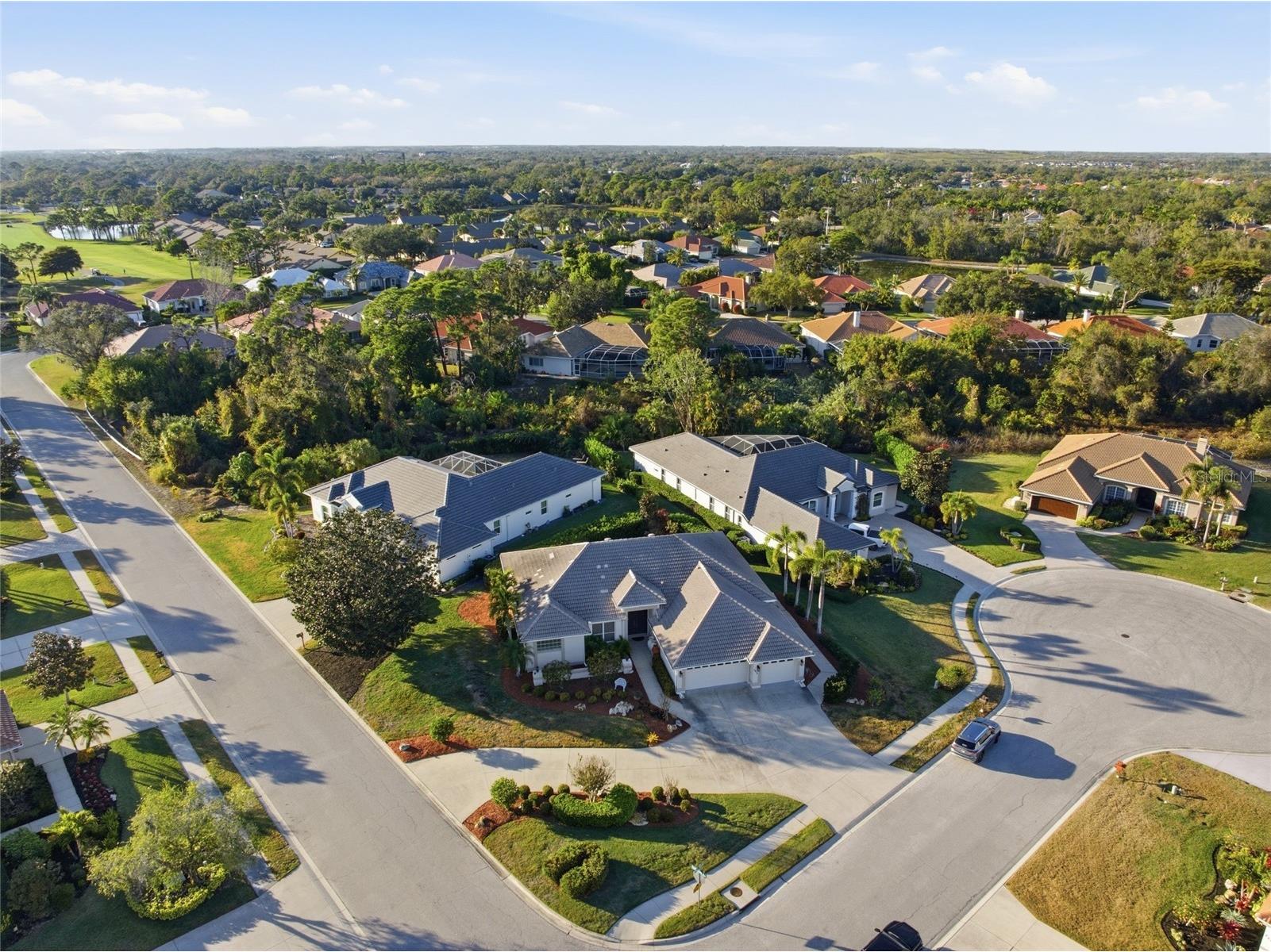 7212 Spur Court Sarasota FL 34243 TB8471095 image53