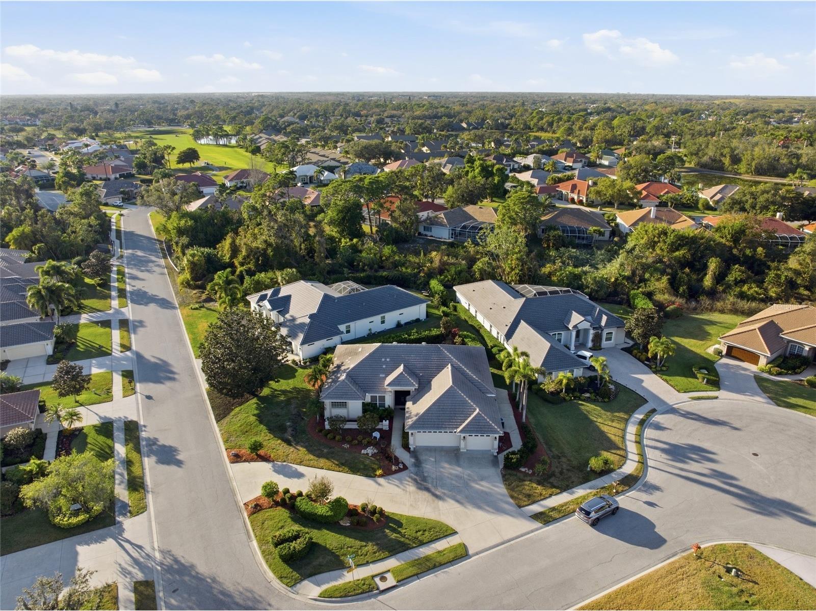 7212 Spur Court Sarasota FL 34243 TB8471095 image54