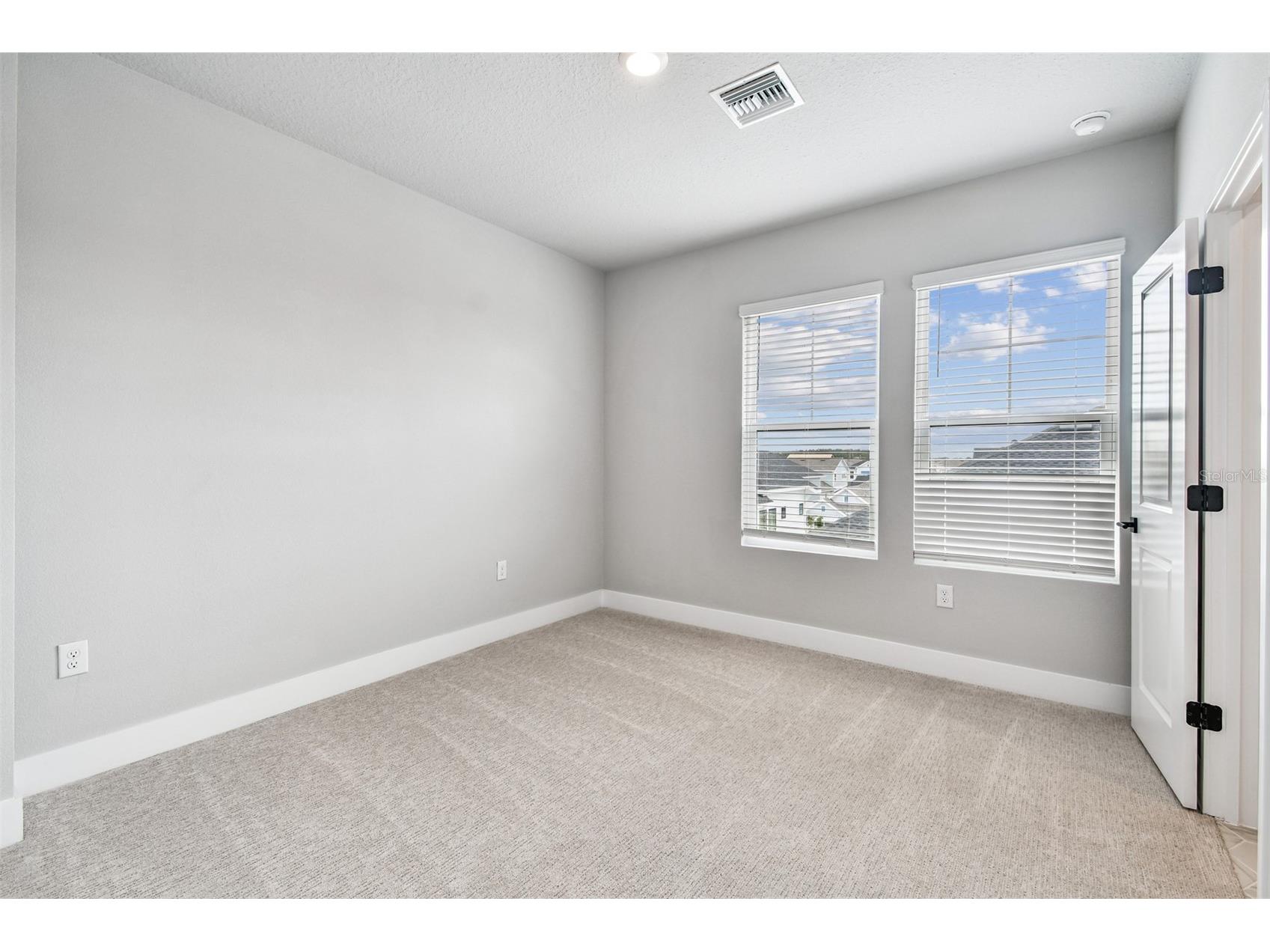 7212 Sutton Lane Sarasota FL 34240 TB8507320 image25