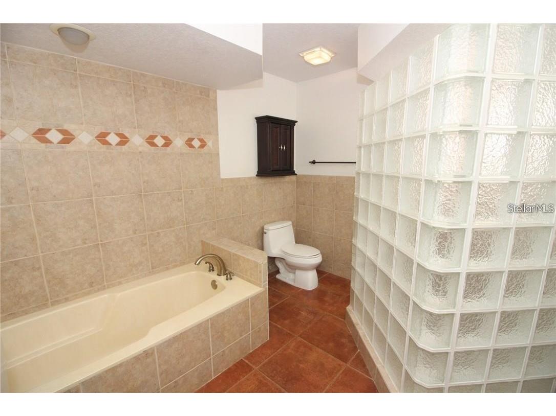 7213 Dr Phillips Boulevard Orlando FL 32819 O6375377 image18