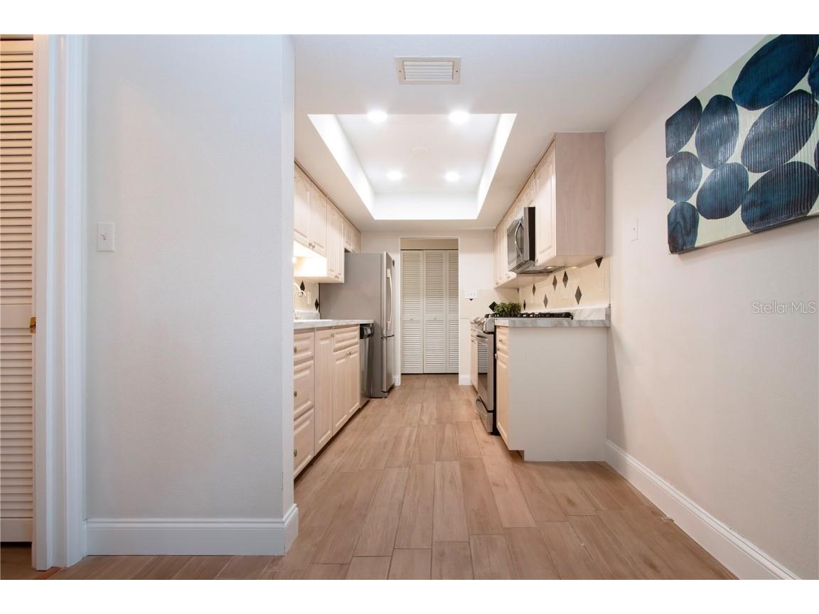 7213 Las Casas Drive Sarasota FL 34243 A4636494 image10