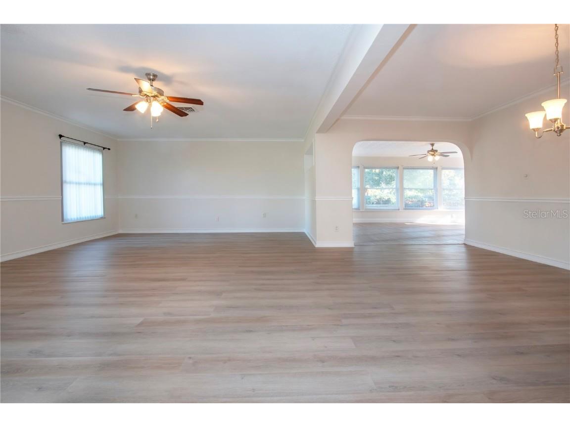 7213 Las Casas Drive Sarasota FL 34243 A4636494 image3