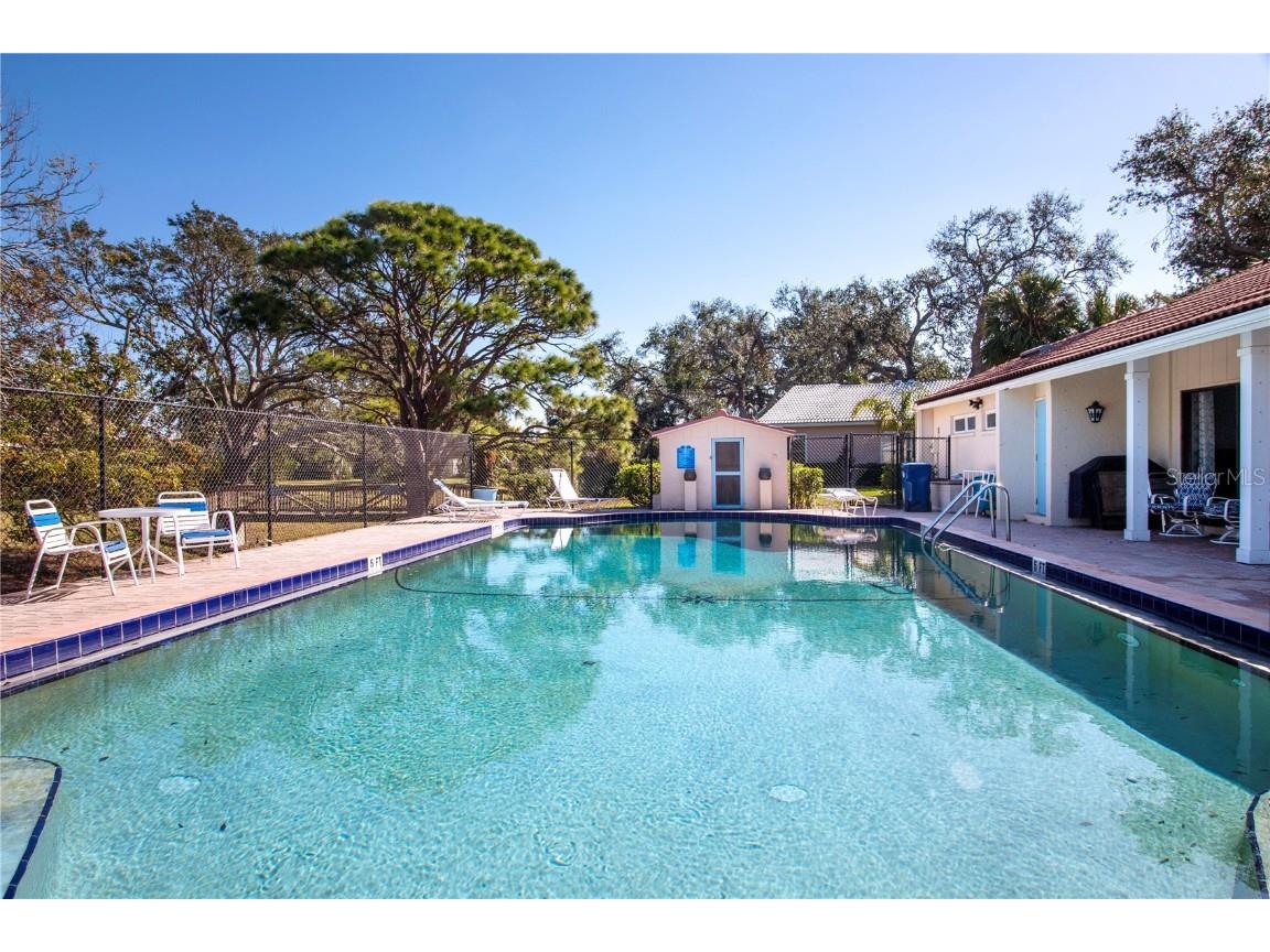 7213 Las Casas Drive Sarasota FL 34243 A4636494 image33