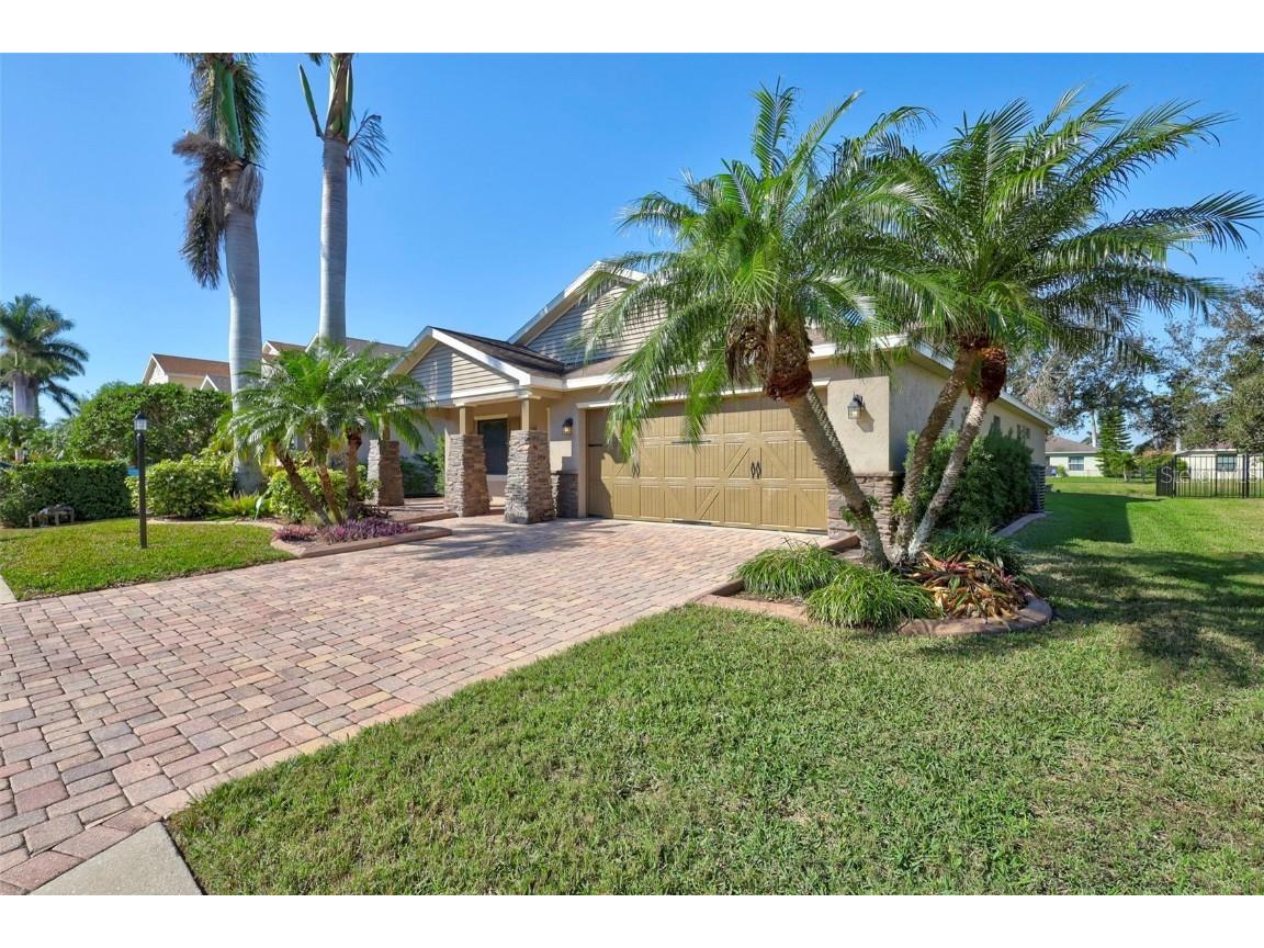 7214 35th Lane E Sarasota FL 34243 A4642320 image1