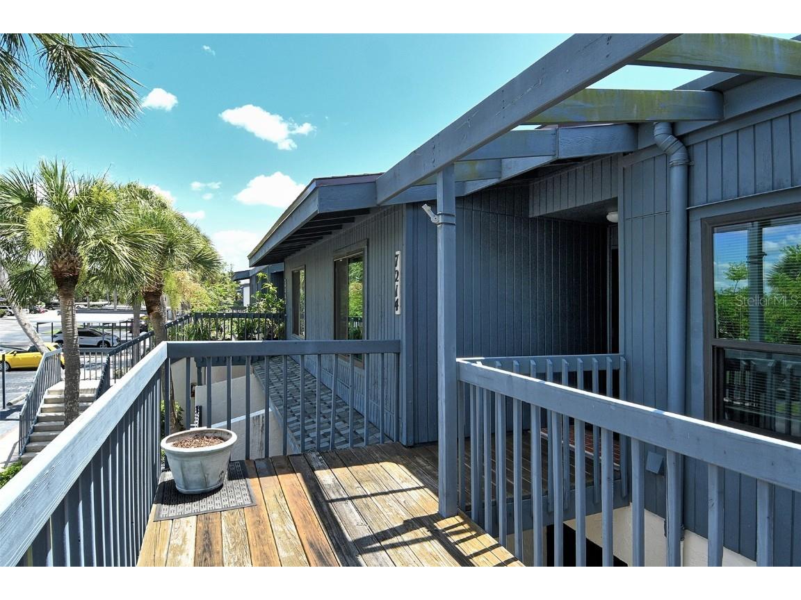 7214 Cloister Drive #7214 Sarasota FL 34231 A4656943 image2