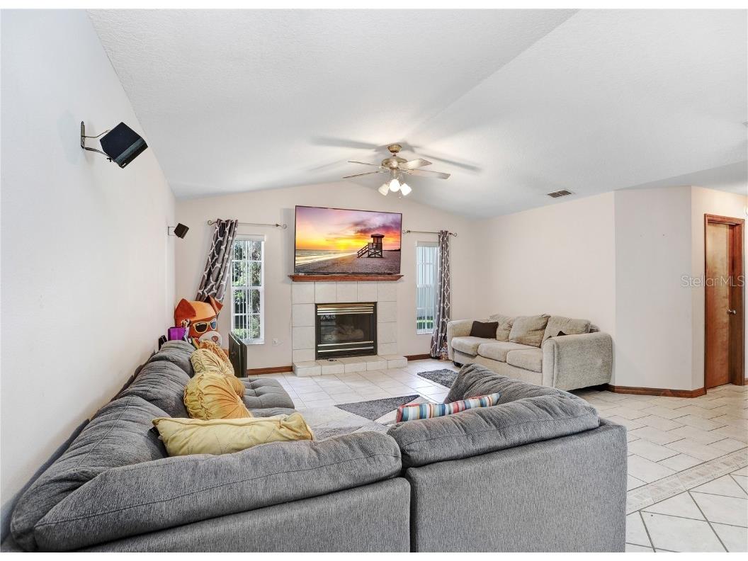 7214 Hileman Drive W Lakeland FL 33810 P4936326 image3