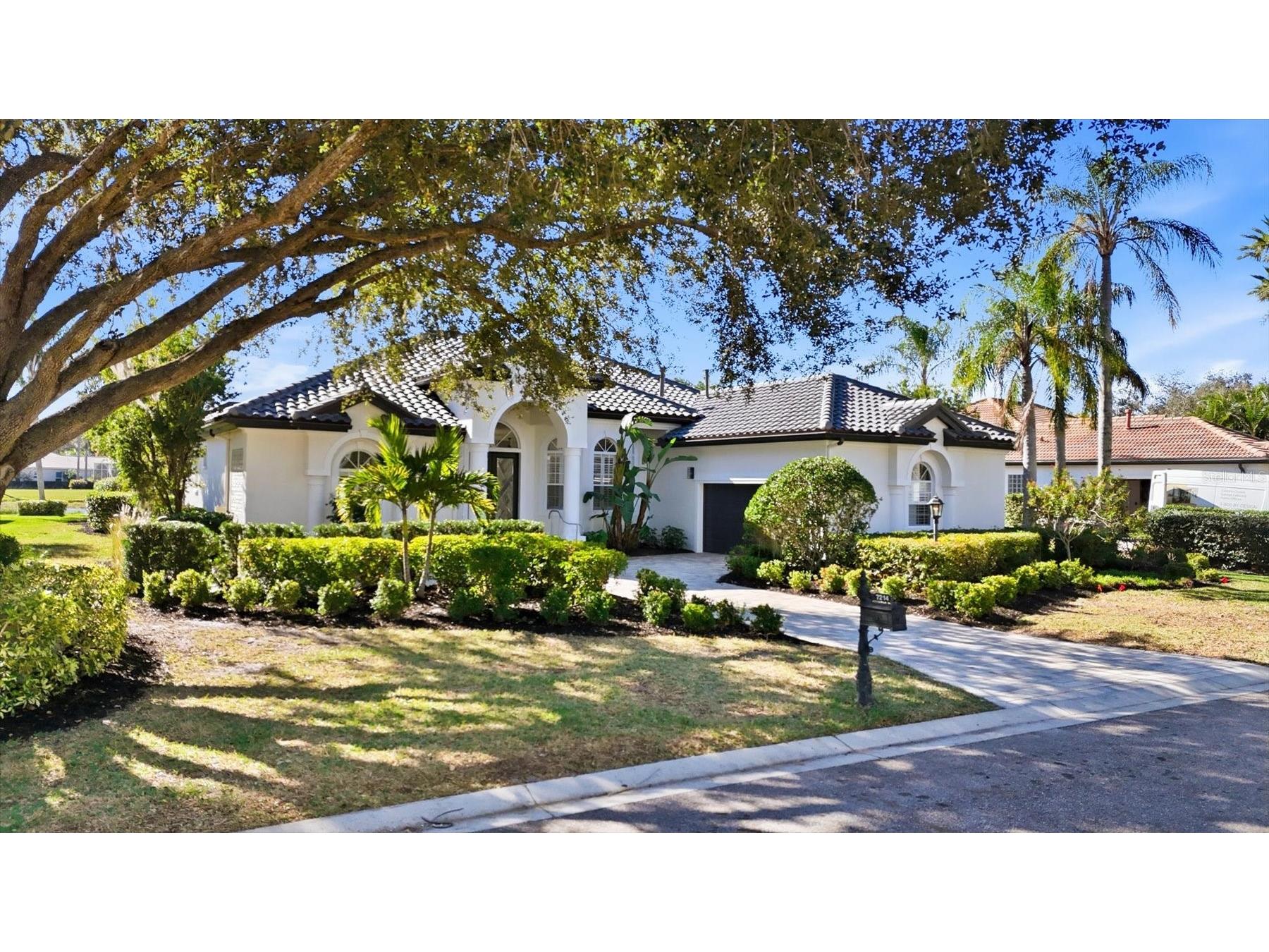 7214 Marlow Place University Park FL 34201 A4679565 image2