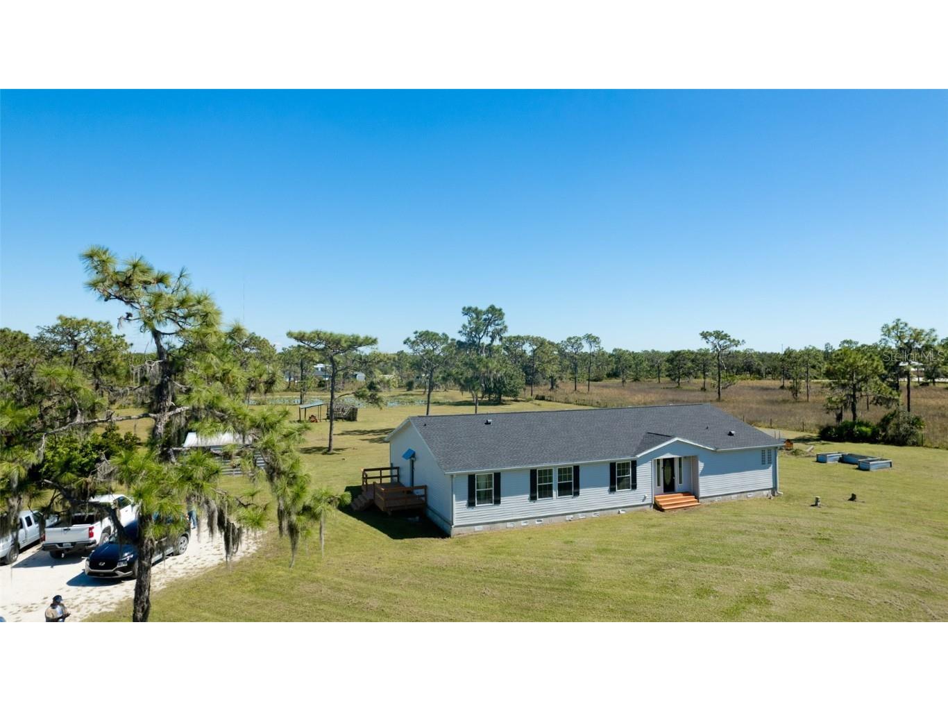 7215 249th Street E Myakka City FL 34251 A4586339 image1