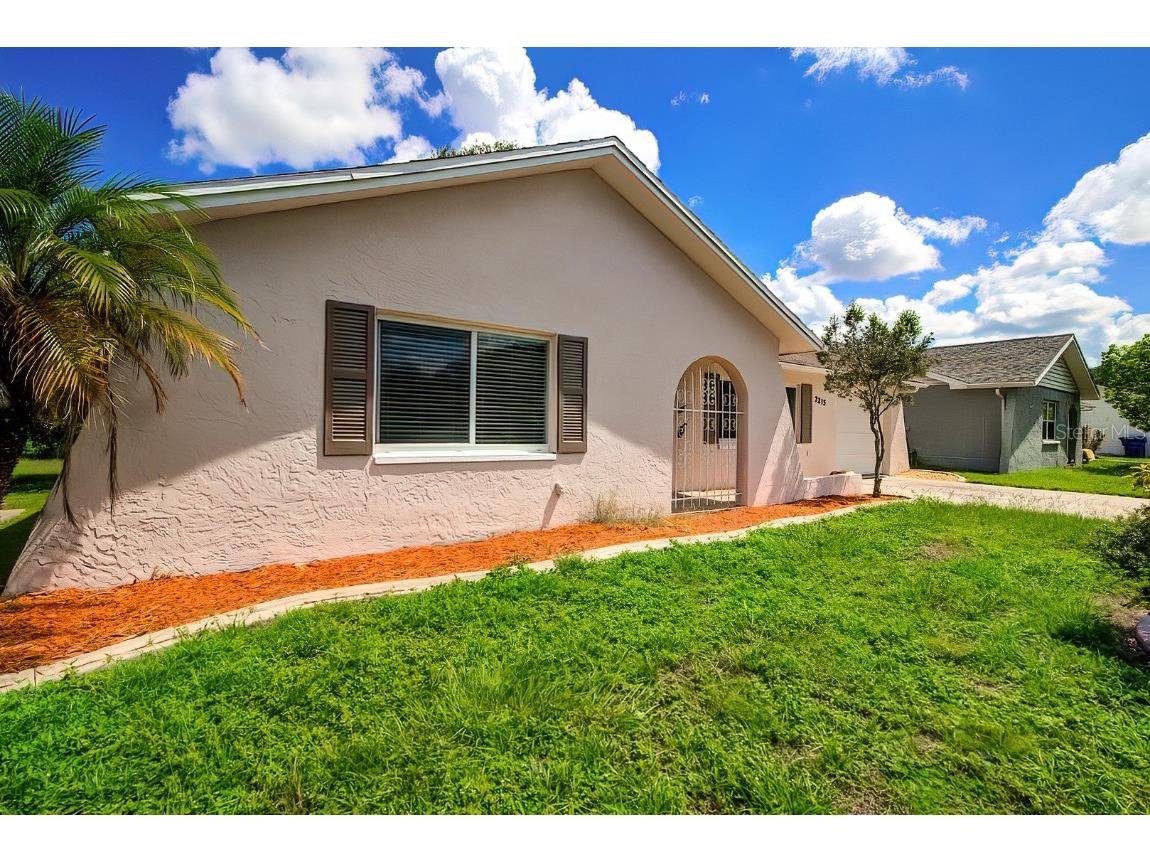 7215 Carmel Avenue New Port Richey FL 34655 W7856879 image1