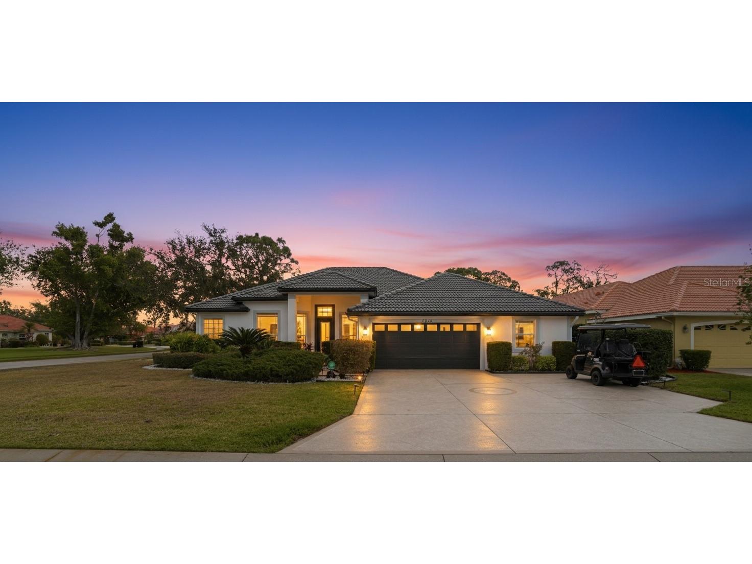 7215 Coachlight Street Sarasota FL 34243 A4683403 image1