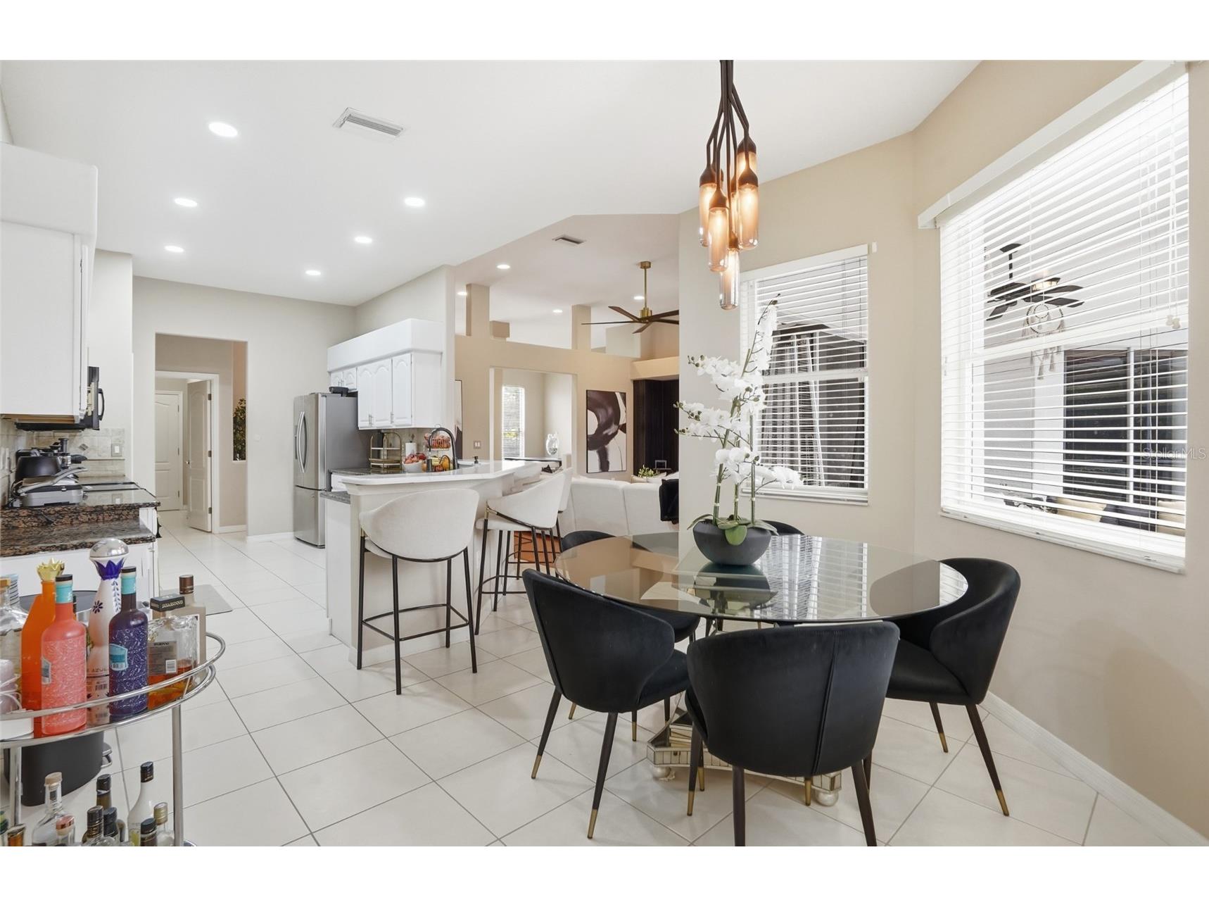 7215 Coachlight Street Sarasota FL 34243 A4683403 image17