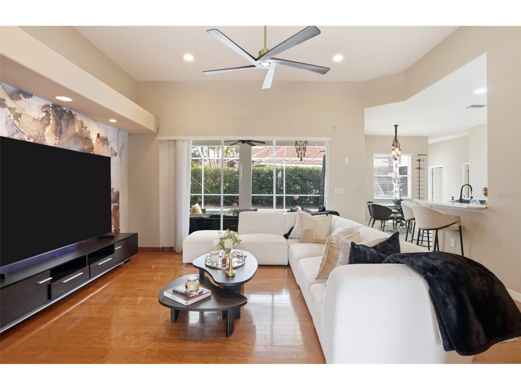 7215 Coachlight Street Sarasota FL 34243 A4683403 image20