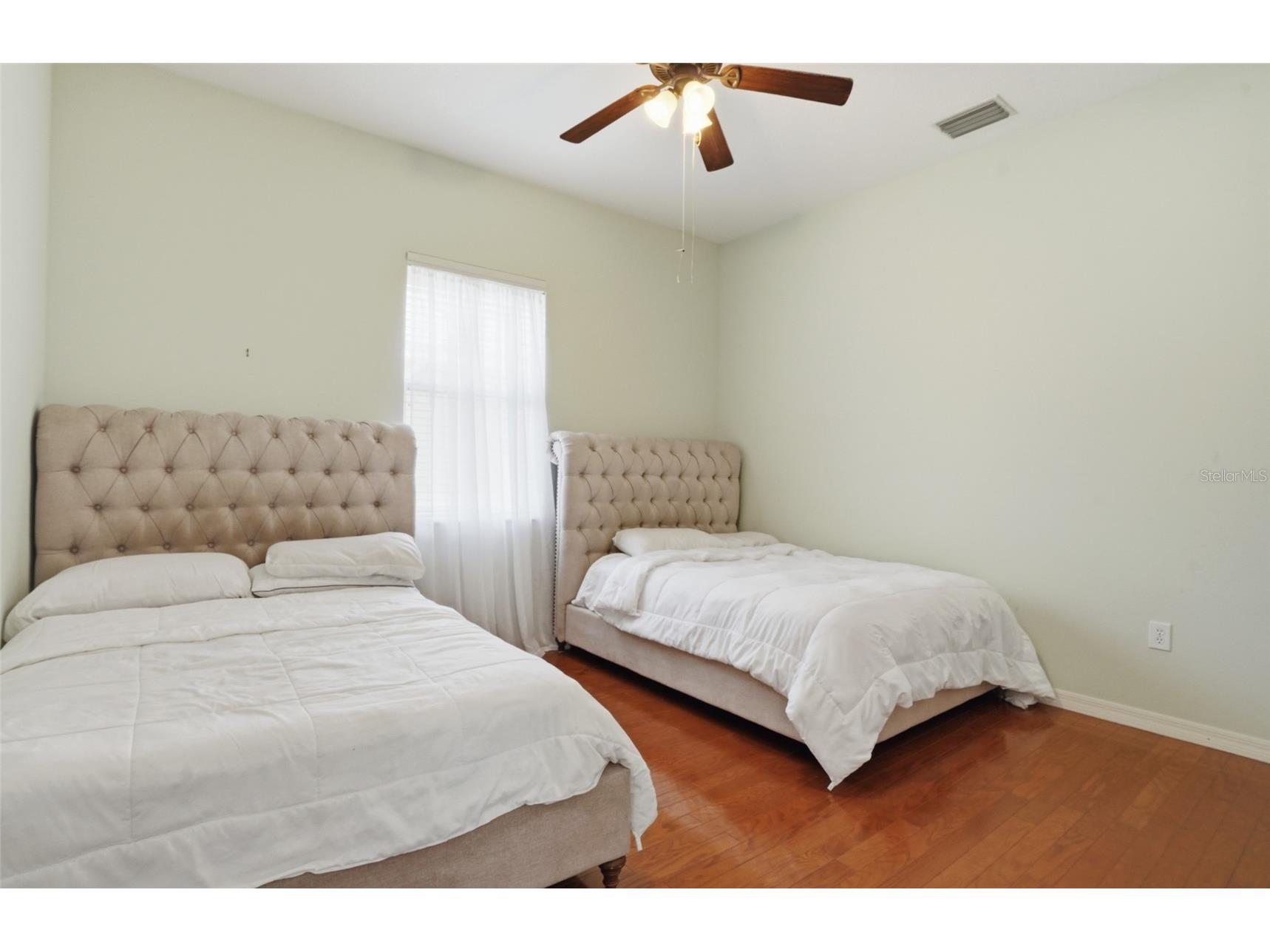 7215 Coachlight Street Sarasota FL 34243 A4683403 image25