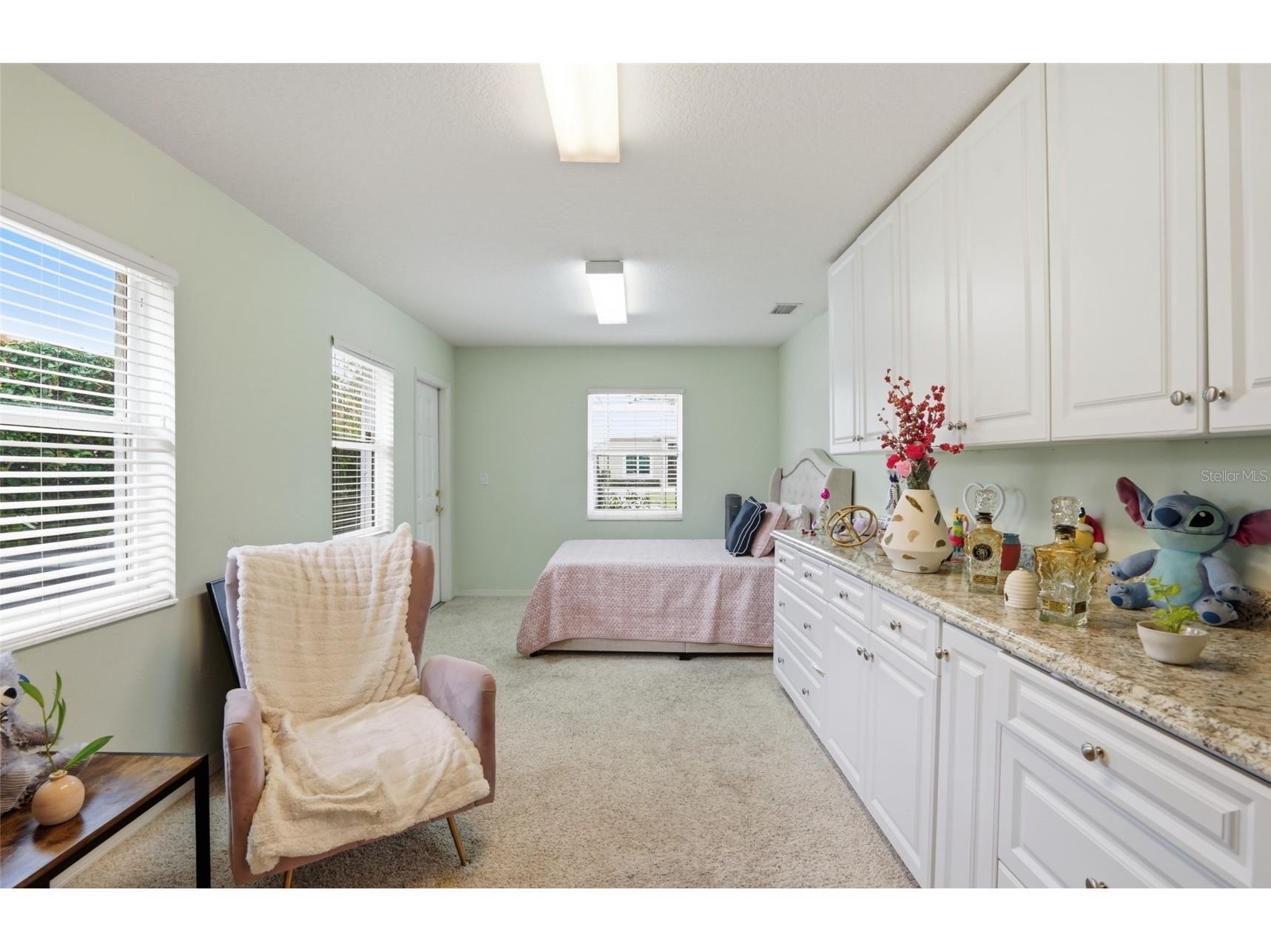 7215 Coachlight Street Sarasota FL 34243 A4683403 image30