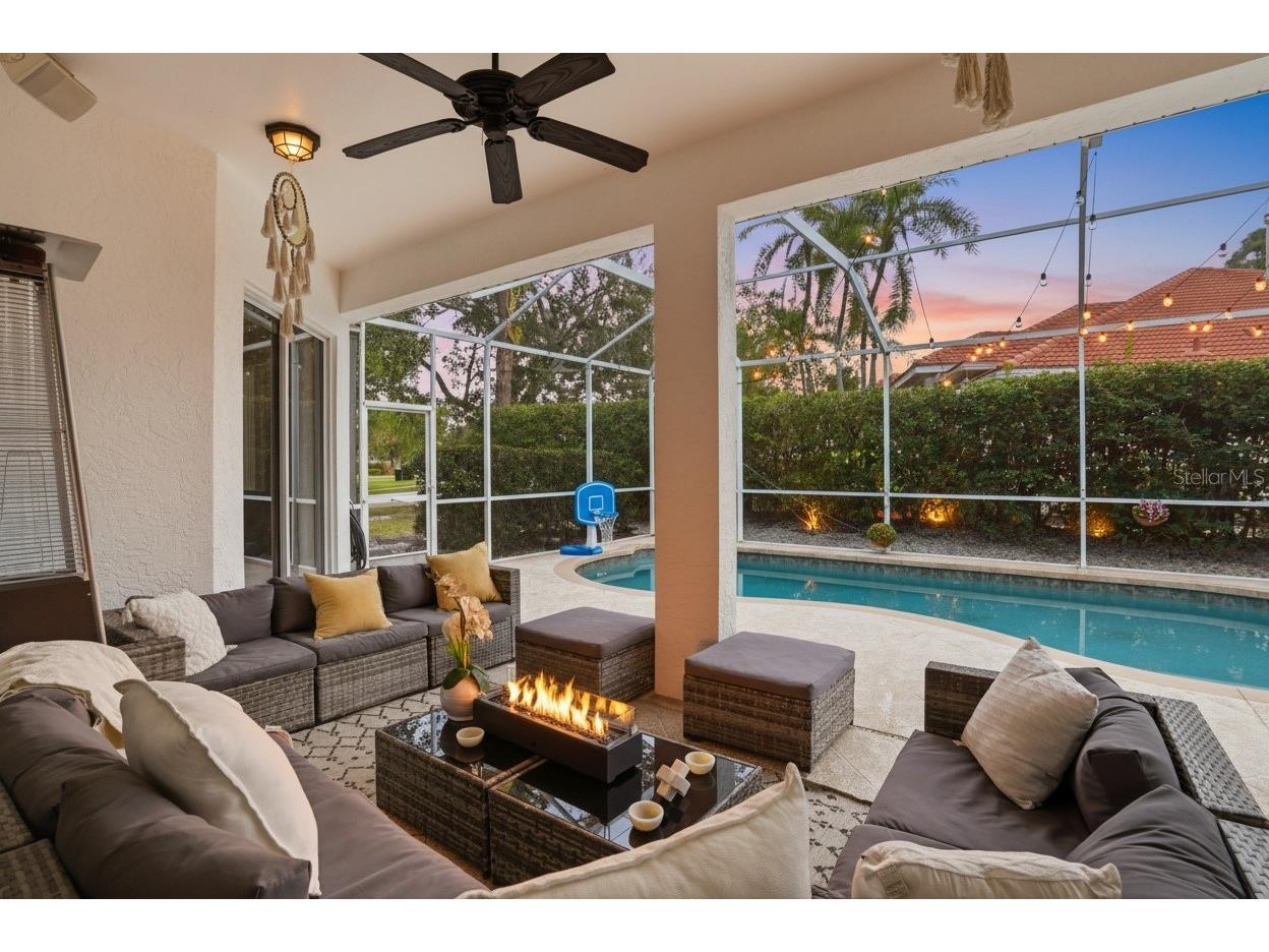 7215 Coachlight Street Sarasota FL 34243 A4683403 image33