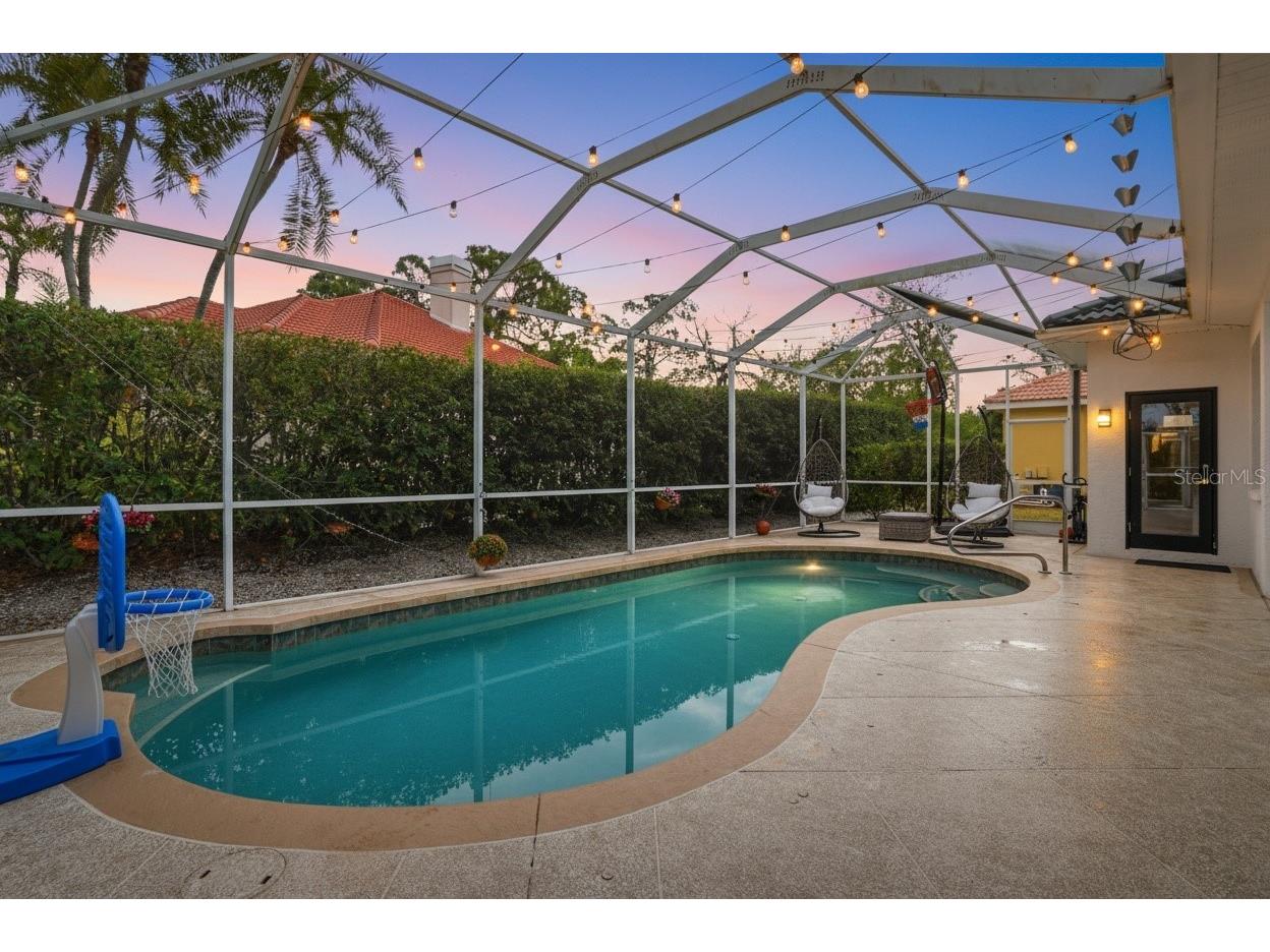 7215 Coachlight Street Sarasota FL 34243 A4683403 image36