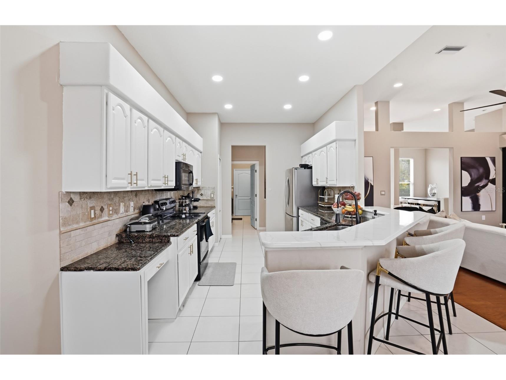 7215 Coachlight Street Sarasota FL 34243 A4683403 image46