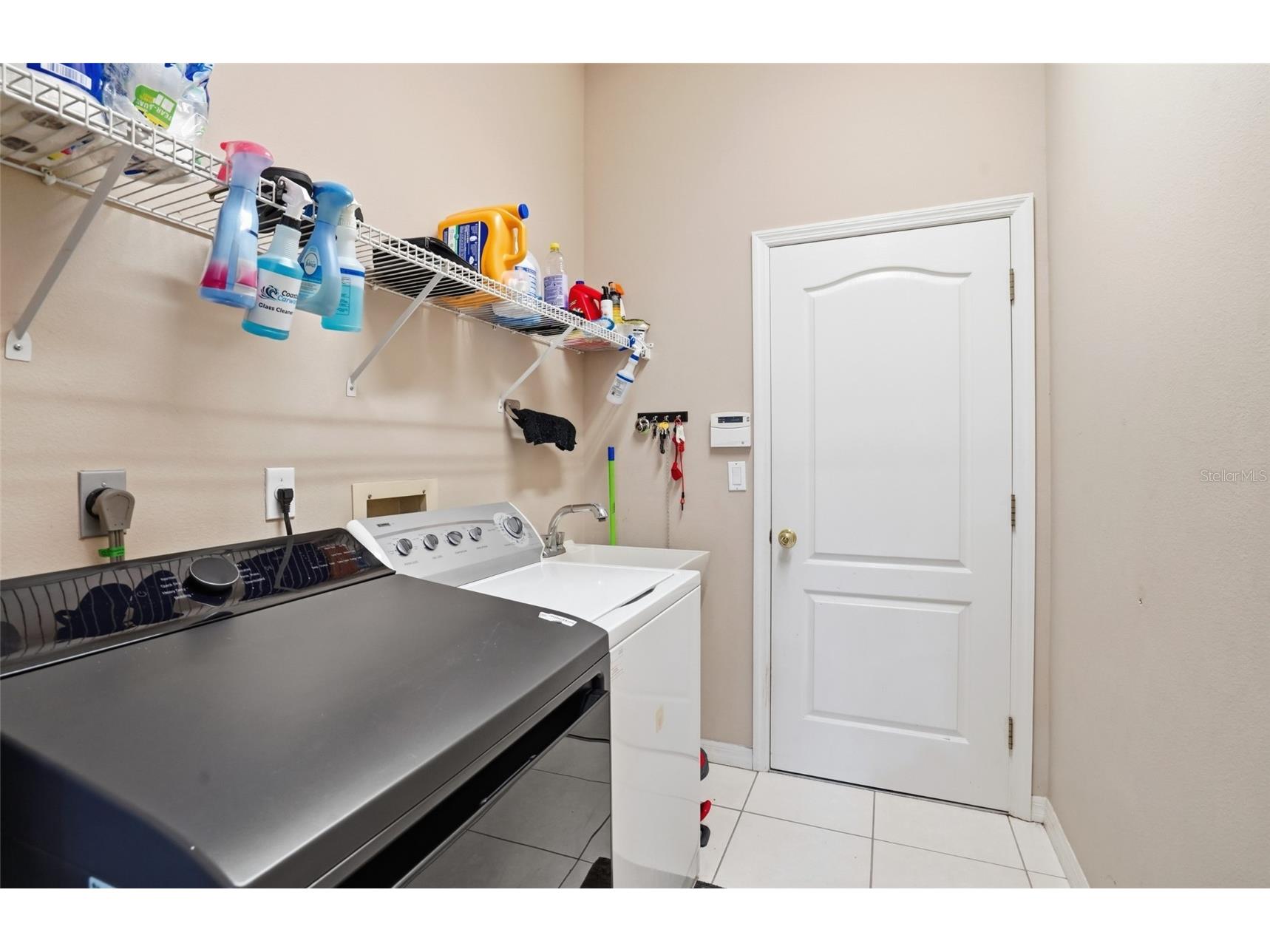 7215 Coachlight Street Sarasota FL 34243 A4683403 image50