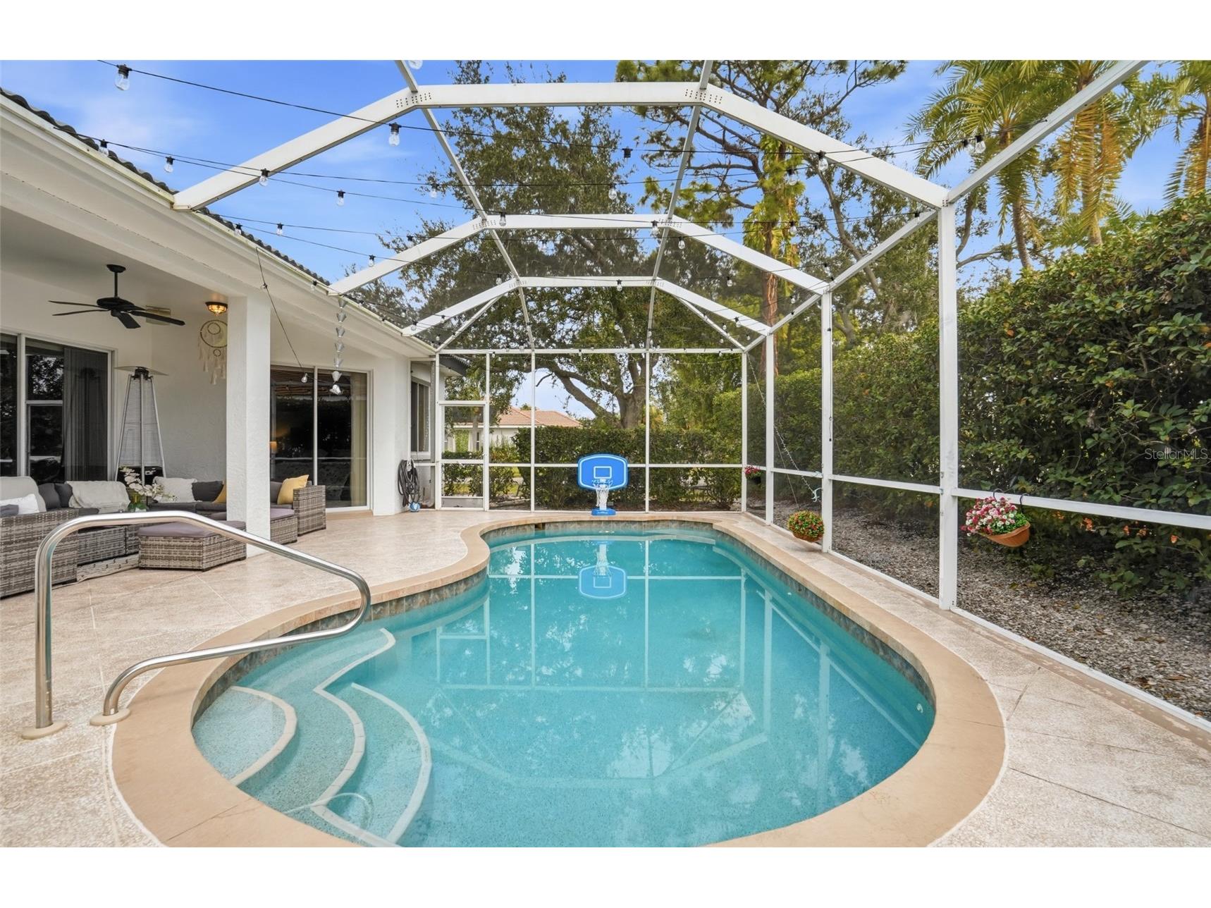 7215 Coachlight Street Sarasota FL 34243 A4683403 image56