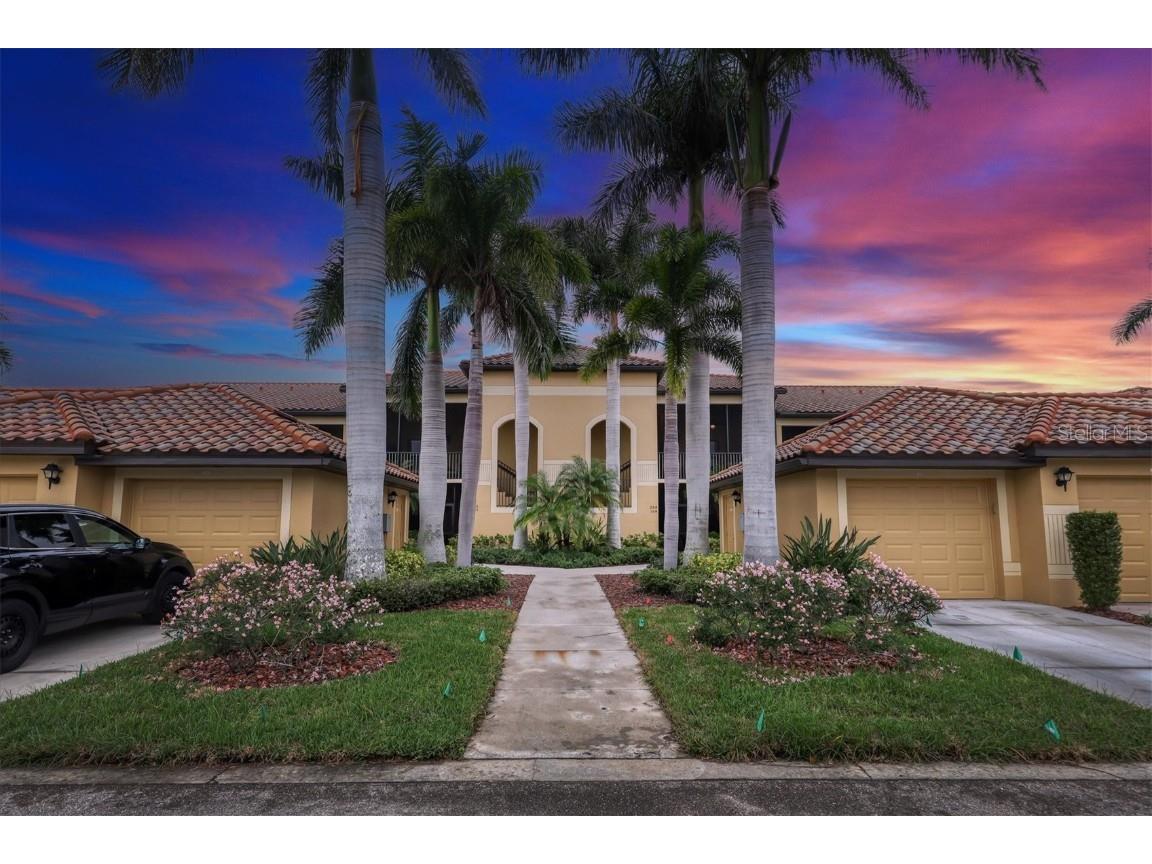 7215 River Hammock Drive #204 Bradenton FL 34212 A4588348 image1