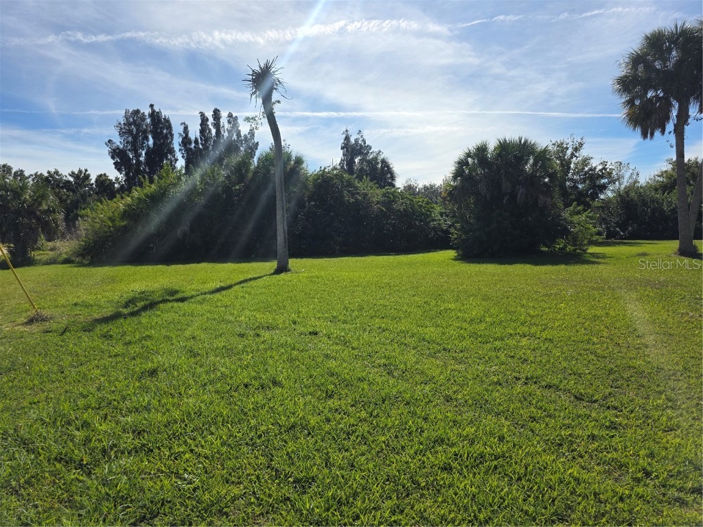 7215 Riverside Dr. Punta Gorda FL 33982 C7517641 image5