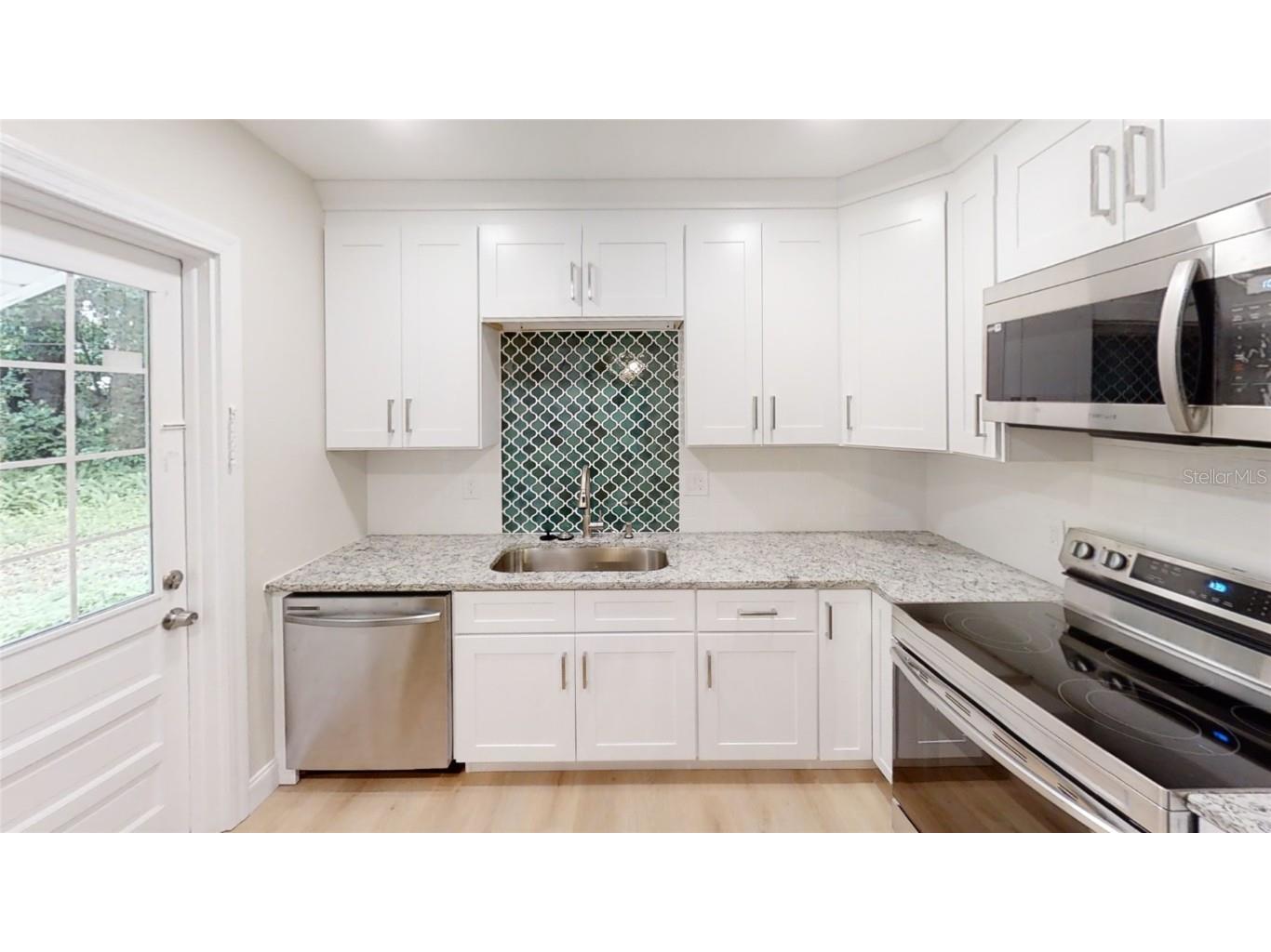 7216 7th Avenue N Saint Petersburg FL 33710 J959721 image1