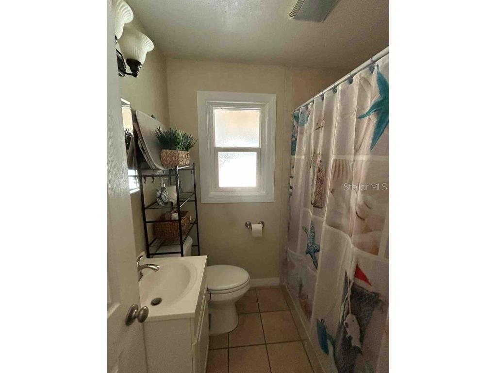 7216 9th Avenue N Saint Petersburg FL 33710 TB8438176 image10