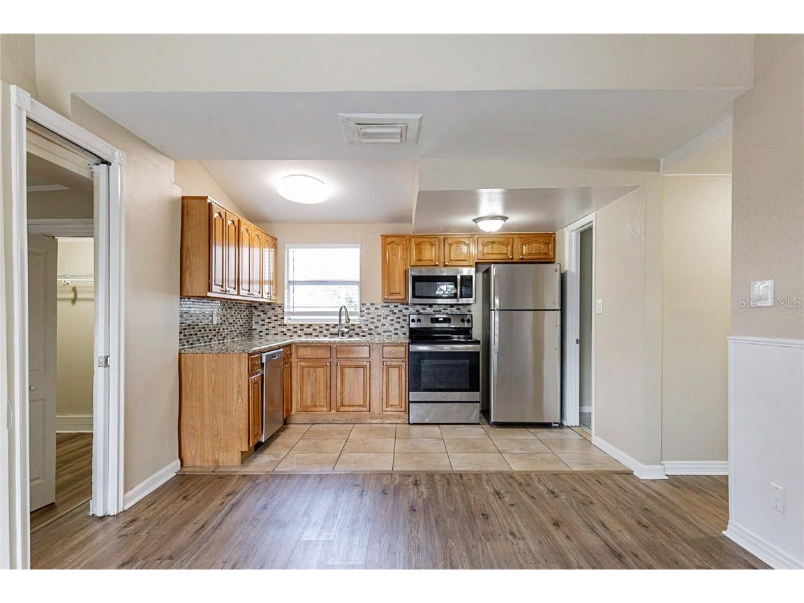 7216 E Emma Street Tampa FL 33610 O6280017 image2