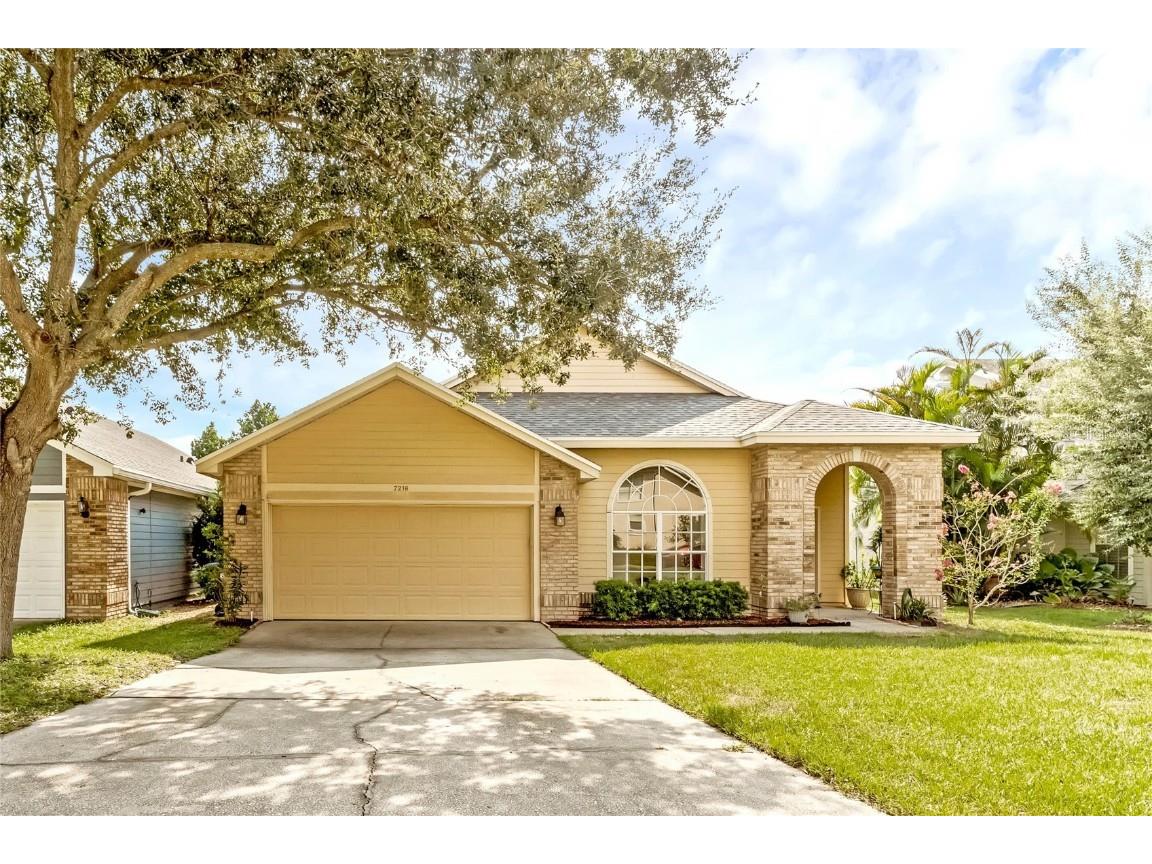 7216 Somersworth Drive Orlando FL 32835 O6132190 image1