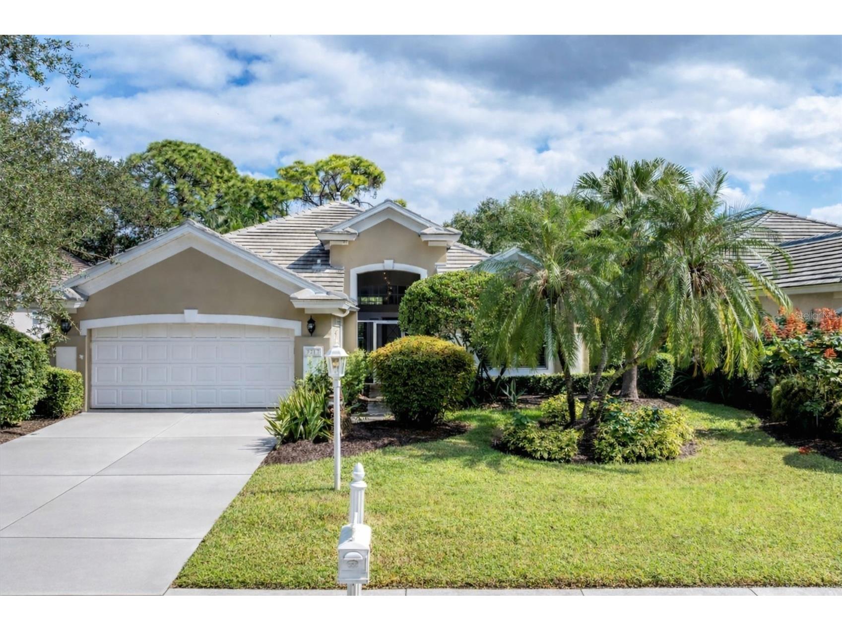 7217 Churston Lane University Park FL 34201 A4669770 image1